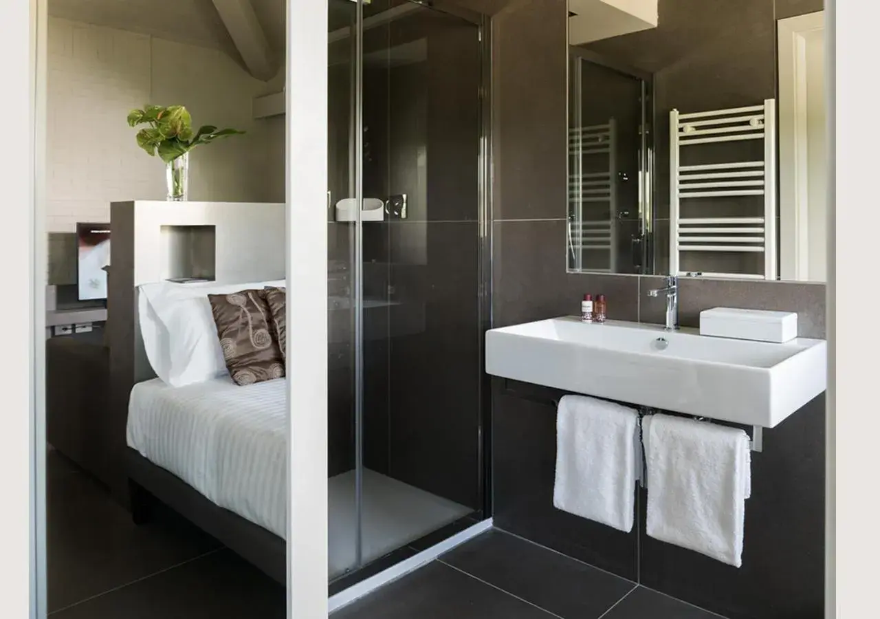 Photo of the whole room, Bed in Finis Africae Hotel Photo of the whole room, Bed in Finis Africae Hotel