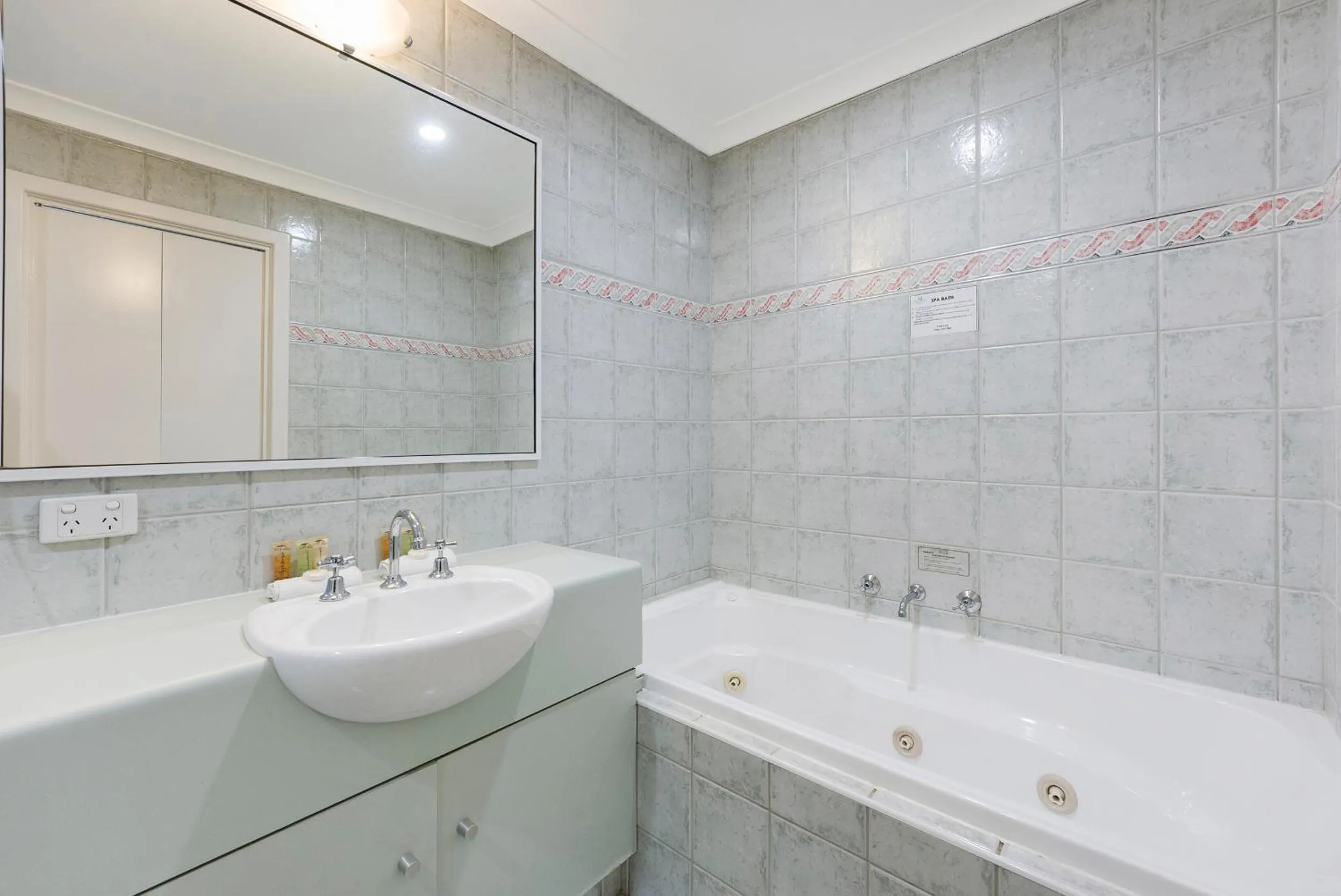 Shower in Mandurah Quay Resort
