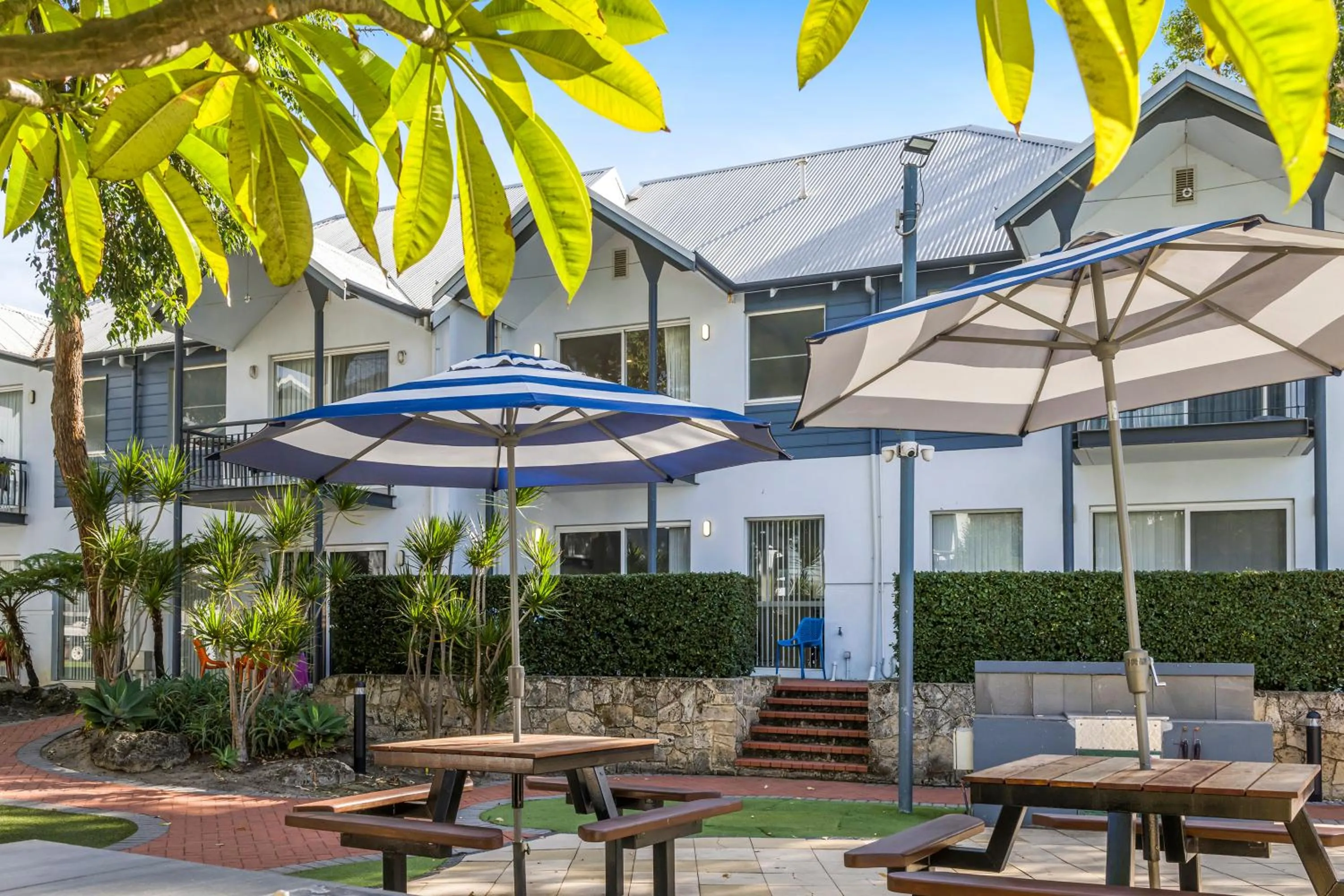 Property building in Mandurah Quay Resort