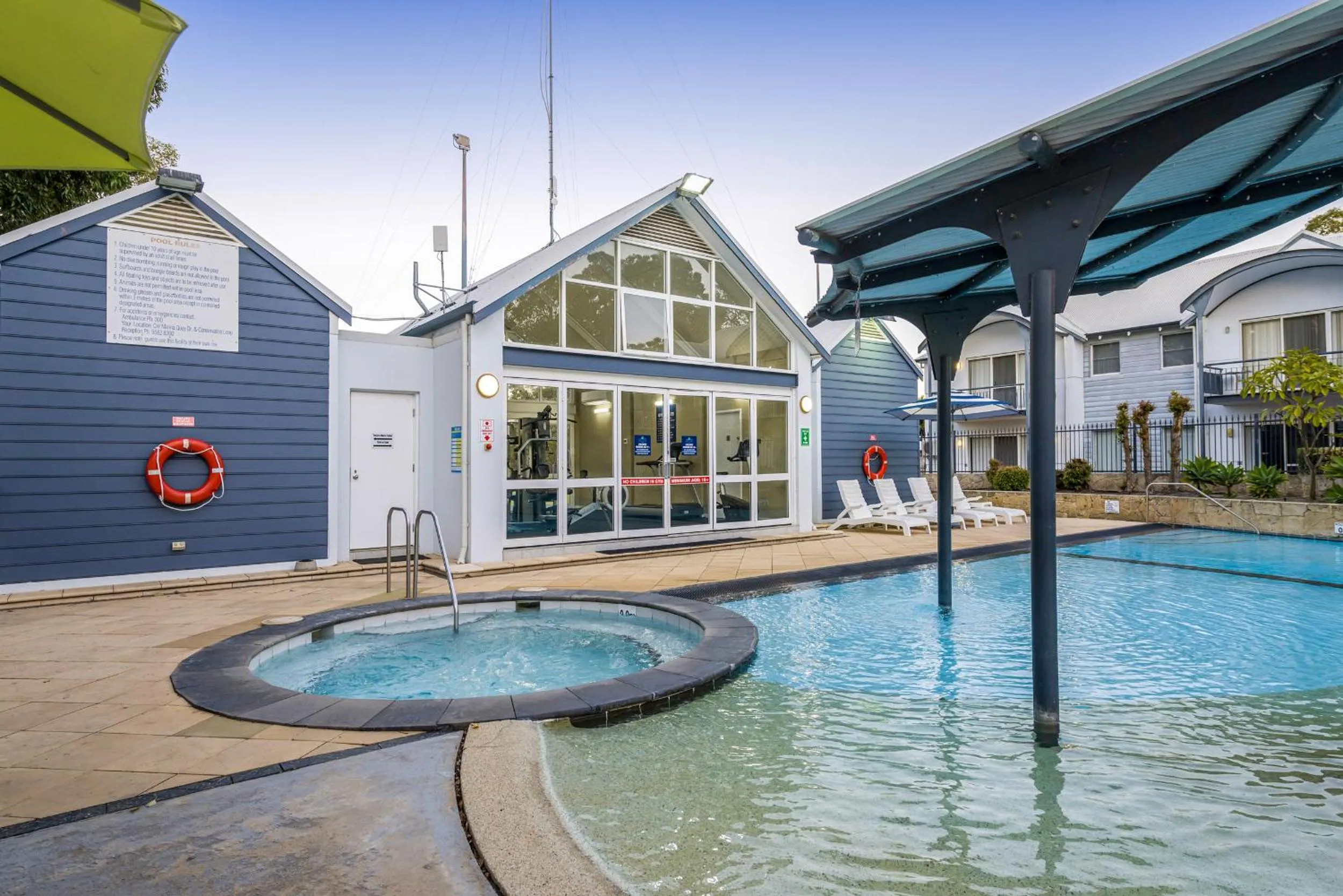 Hot Tub in Mandurah Quay Resort