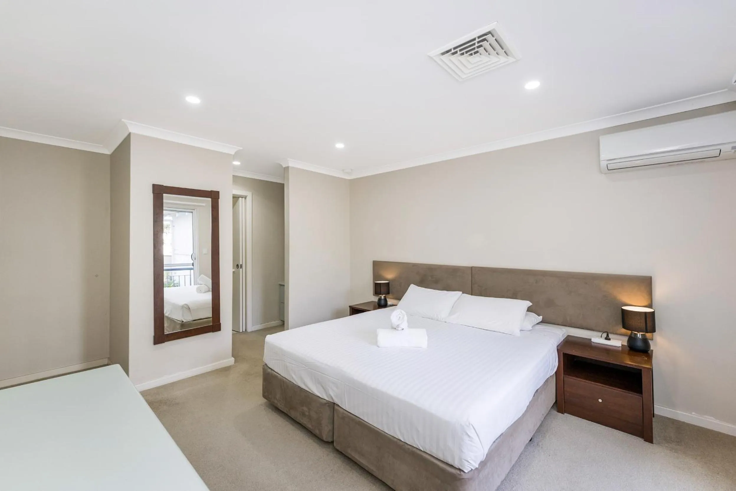Bedroom, Bed in Mandurah Quay Resort