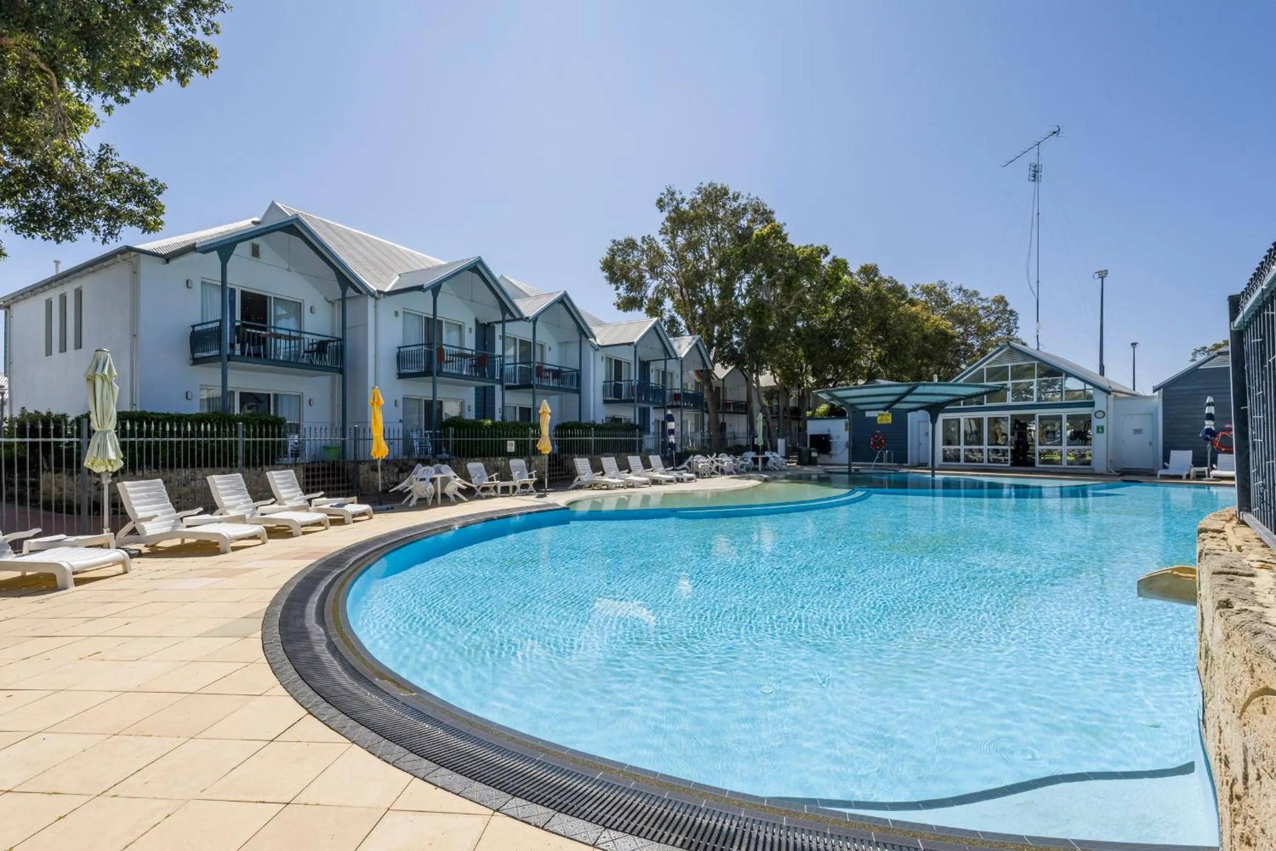 Swimming pool in Mandurah Quay Resort