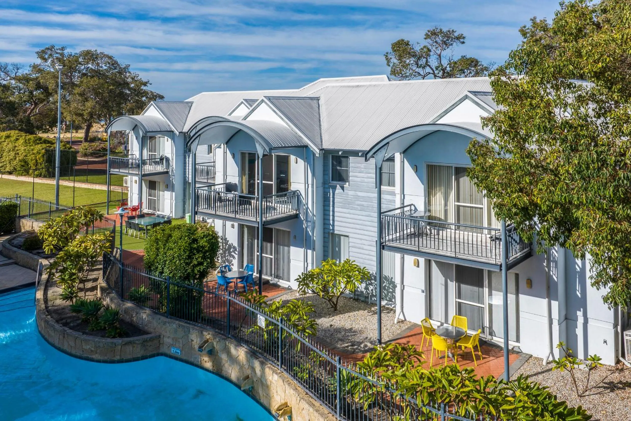 Property building in Mandurah Quay Resort