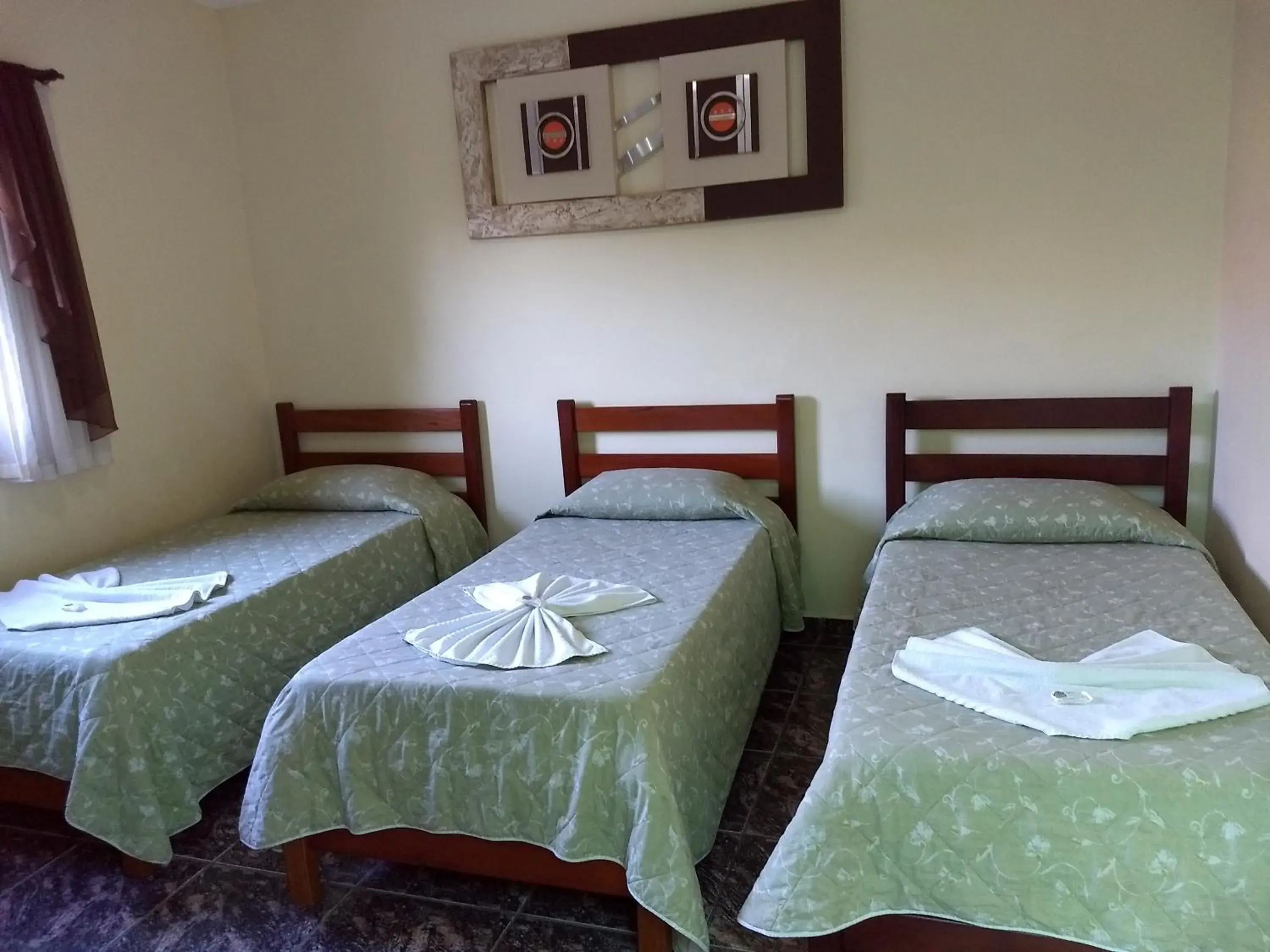 Triple Room in Hotel Telles Triple Room in Hotel Telles
