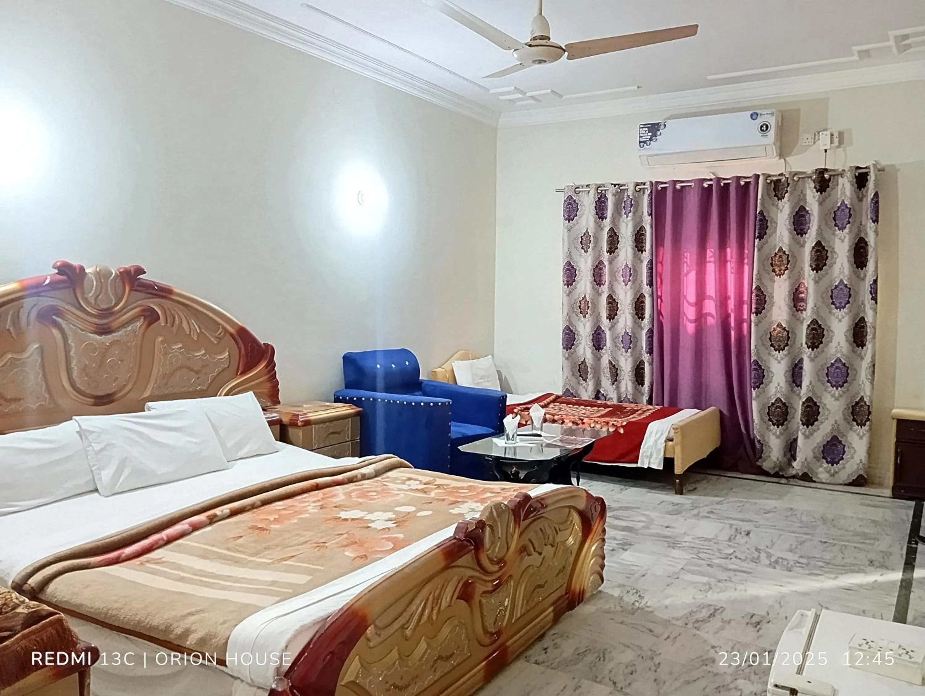 TV and multimedia, Bed in Orion International Guest House