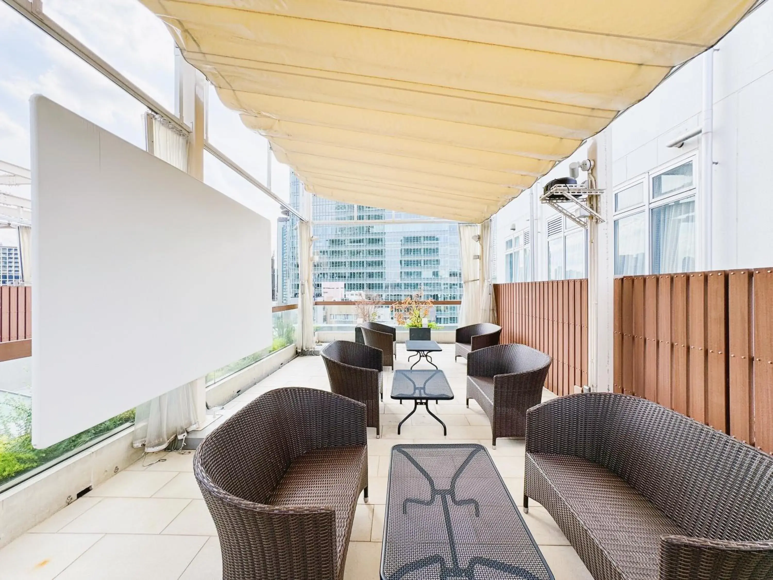 Property building in HOTEL HILLARYS Akasaka Property building in HOTEL HILLARYS Akasaka