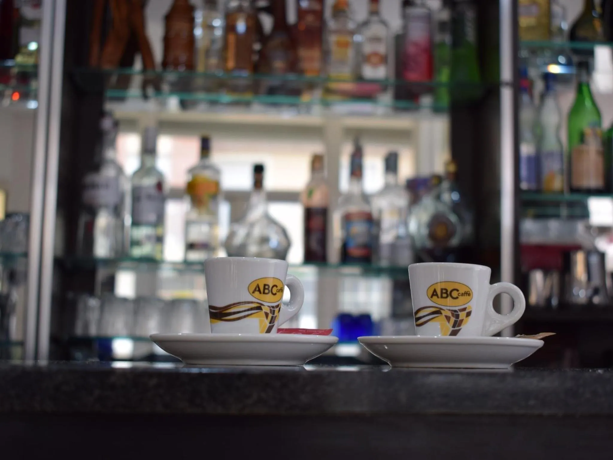 Restaurant/places to eat in Hotel Bamby