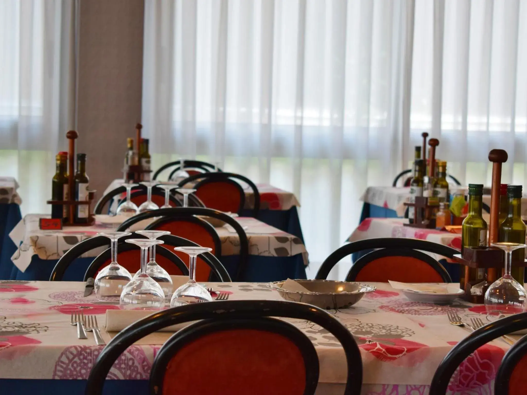 Restaurant/places to eat in Hotel Bamby Restaurant/places to eat in Hotel Bamby