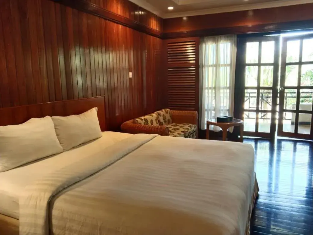 Bed in Tiara Labuan Hotel Bed in Tiara Labuan Hotel