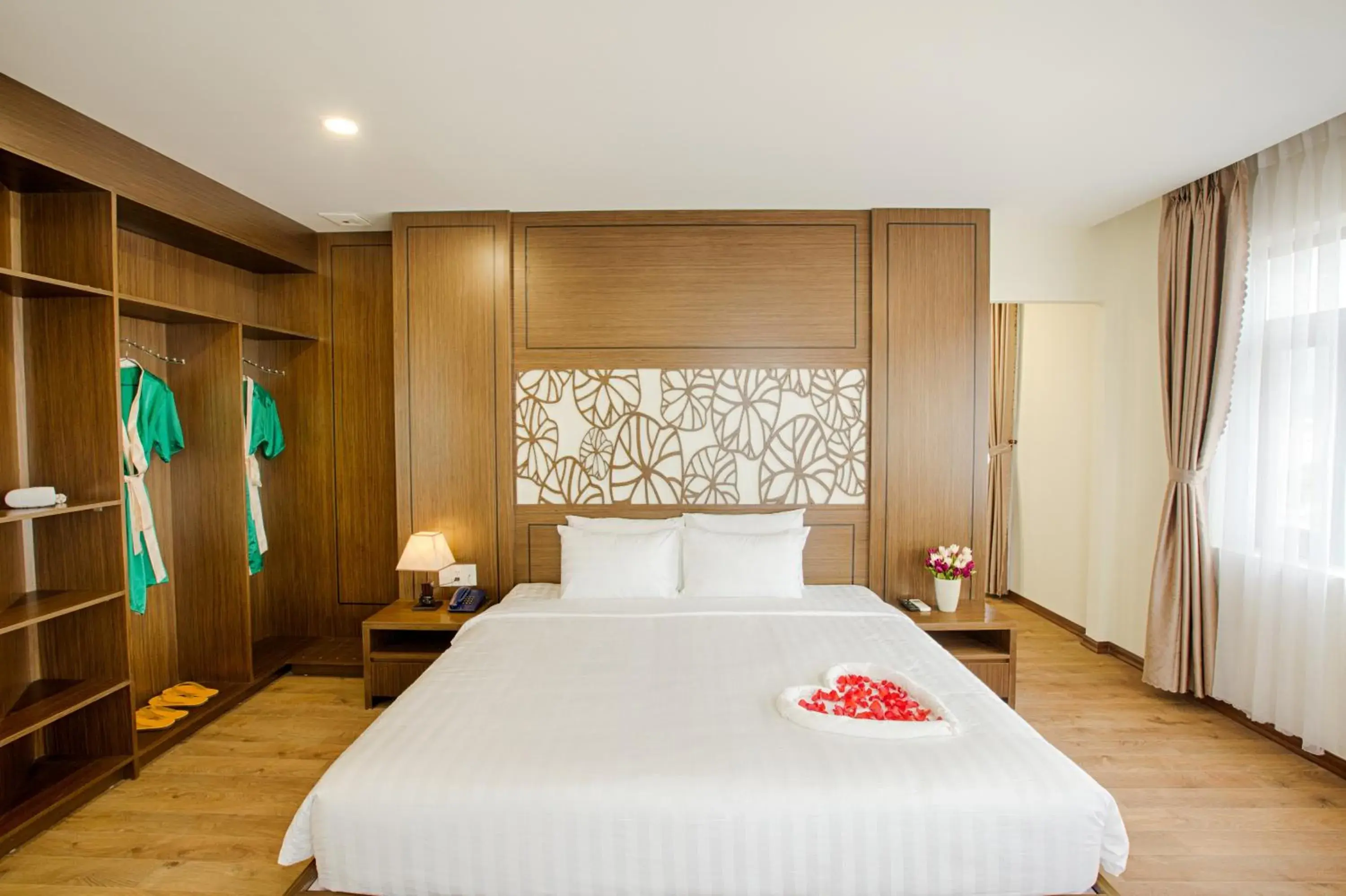 Bedroom, Bed in Central Hotel & Spa Danang Bedroom, Bed in Central Hotel & Spa Danang