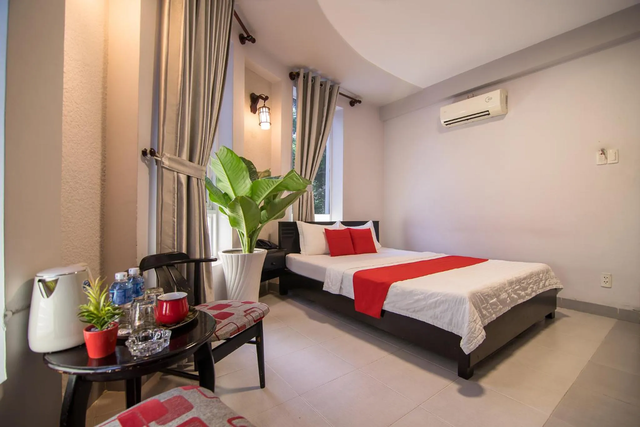 Food and drinks, Bed in Bin Bin Hotel 1 - Near RMIT University