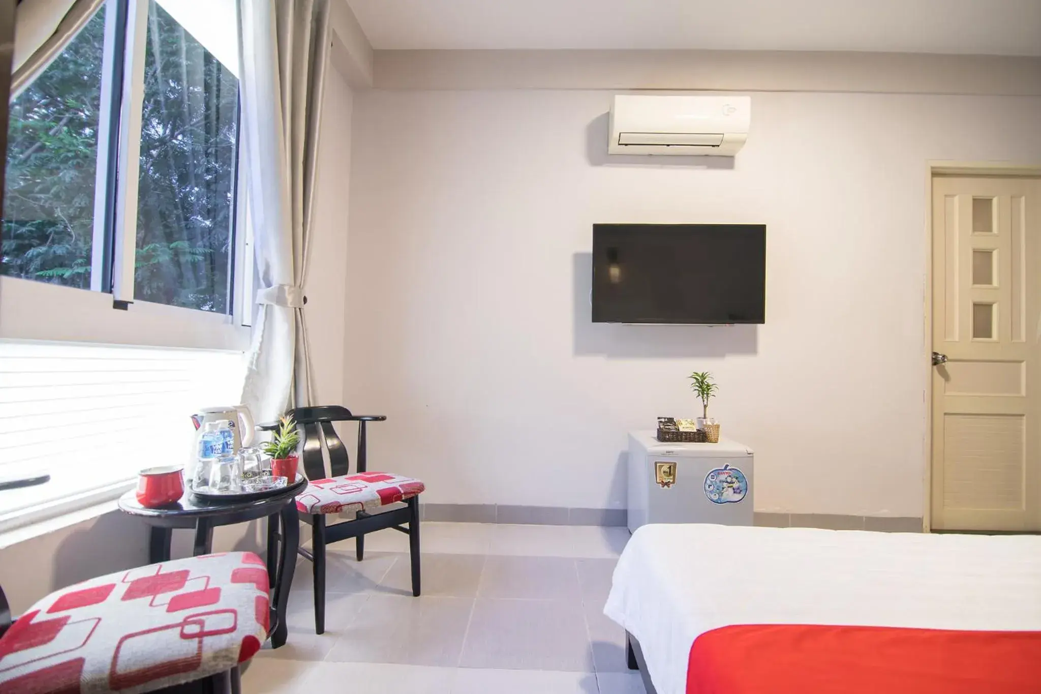 TV and multimedia, Bed in Bin Bin Hotel 1 - Near RMIT University TV and multimedia, Bed in Bin Bin Hotel 1 - Near RMIT University