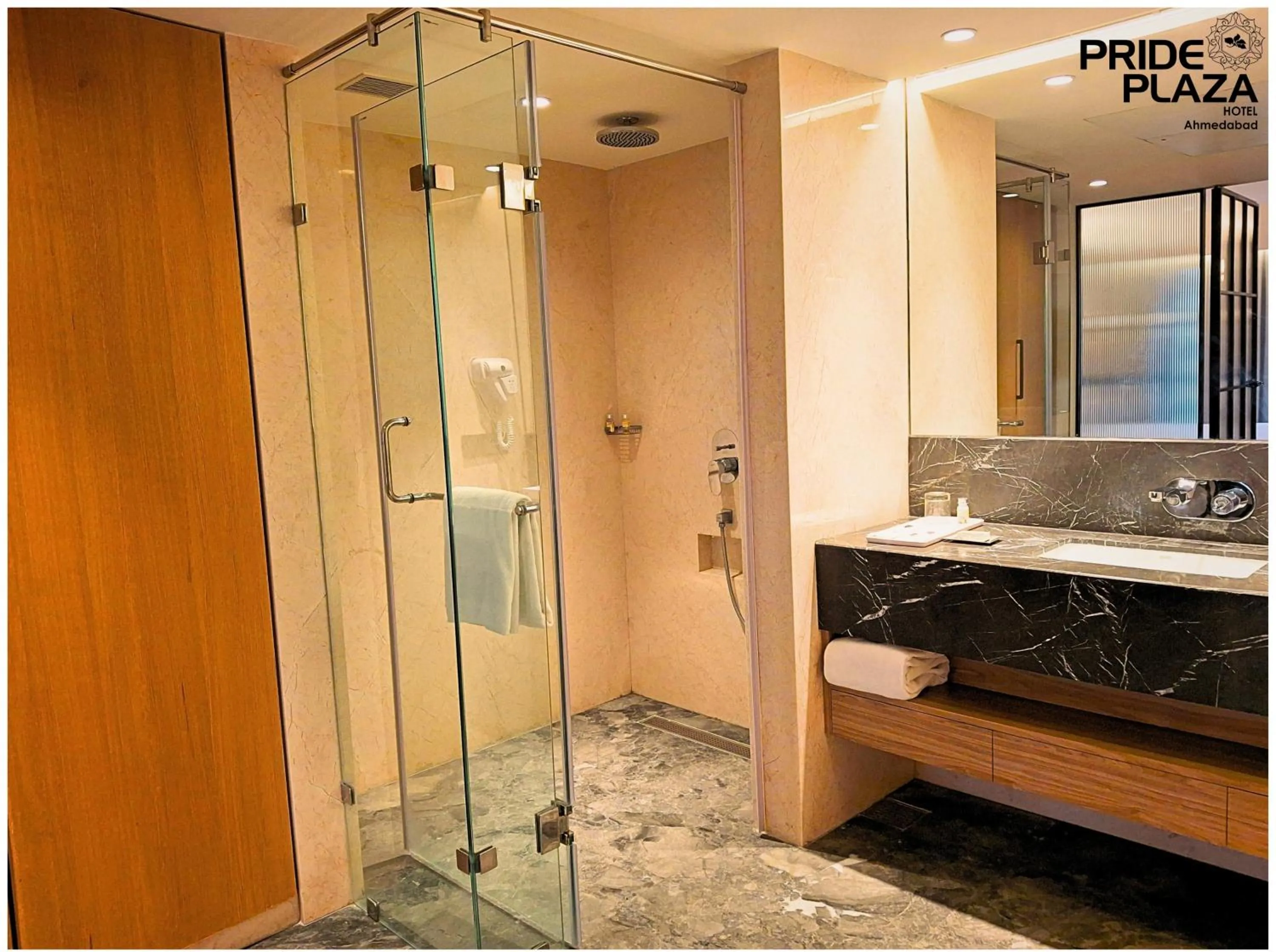 Shower in Pride Plaza Hotel, Ahmedabad