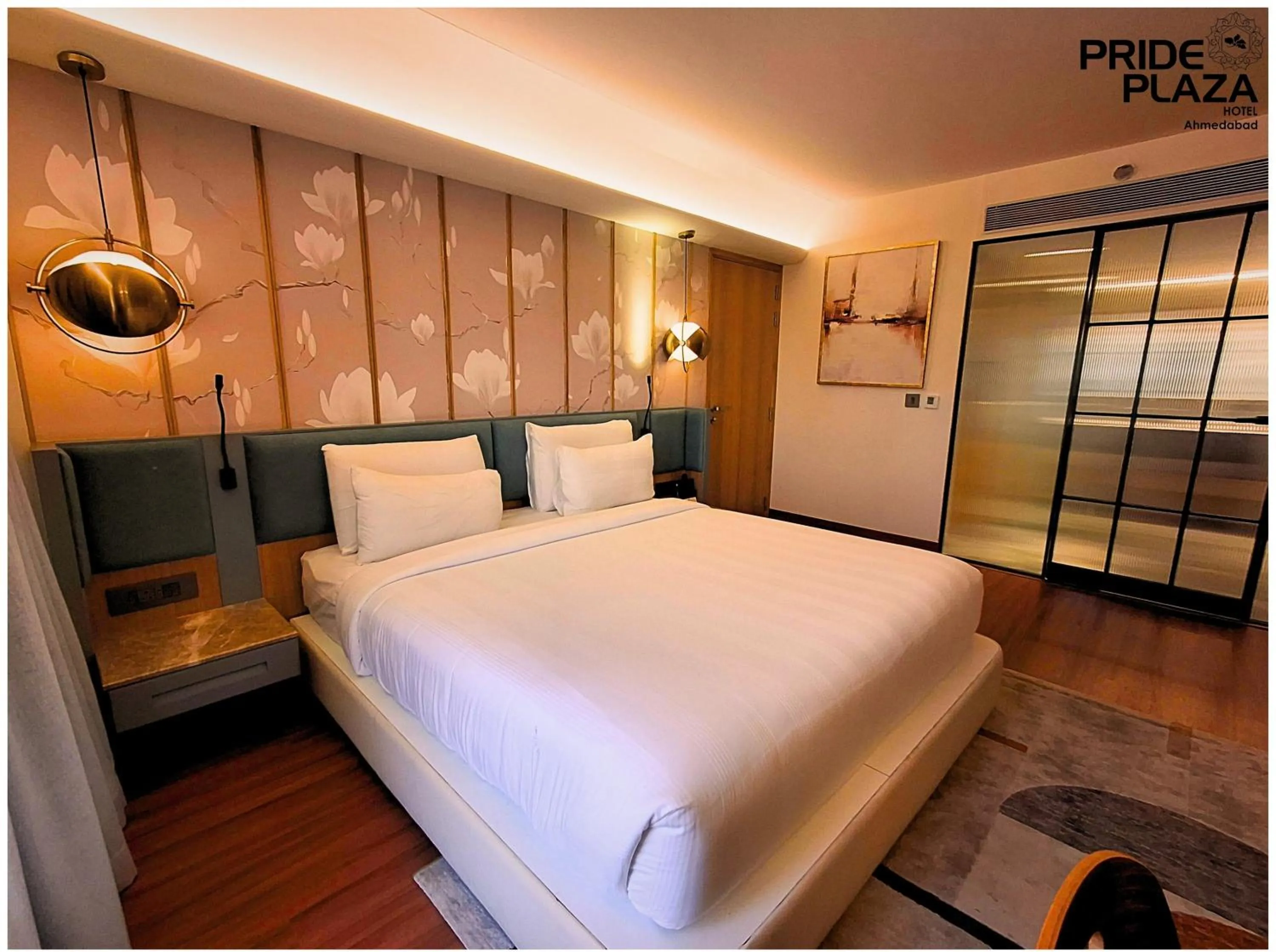 Bed in Pride Plaza Hotel, Ahmedabad