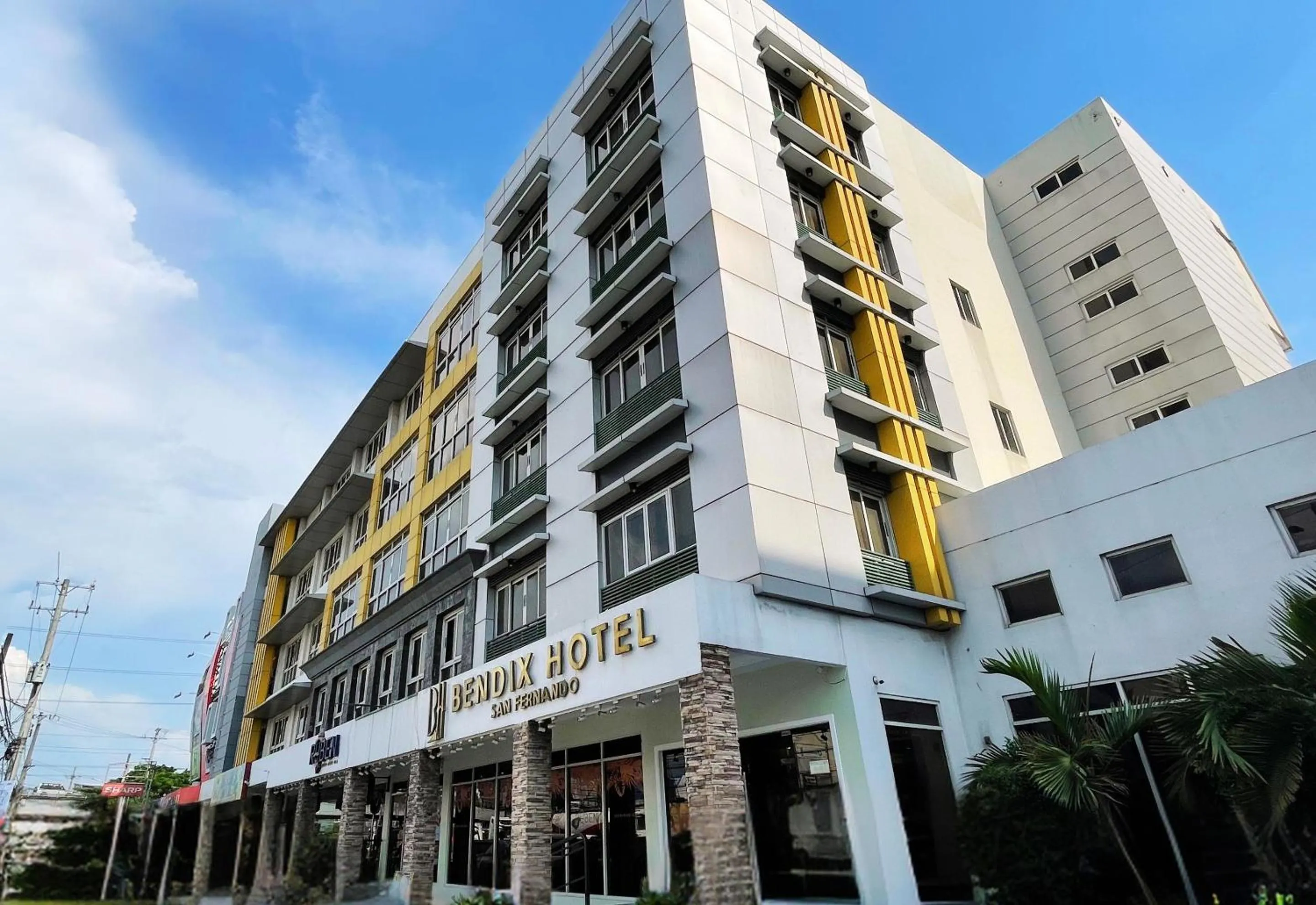 Property building in Bendix Hotel San Fernando powered by Cocotel