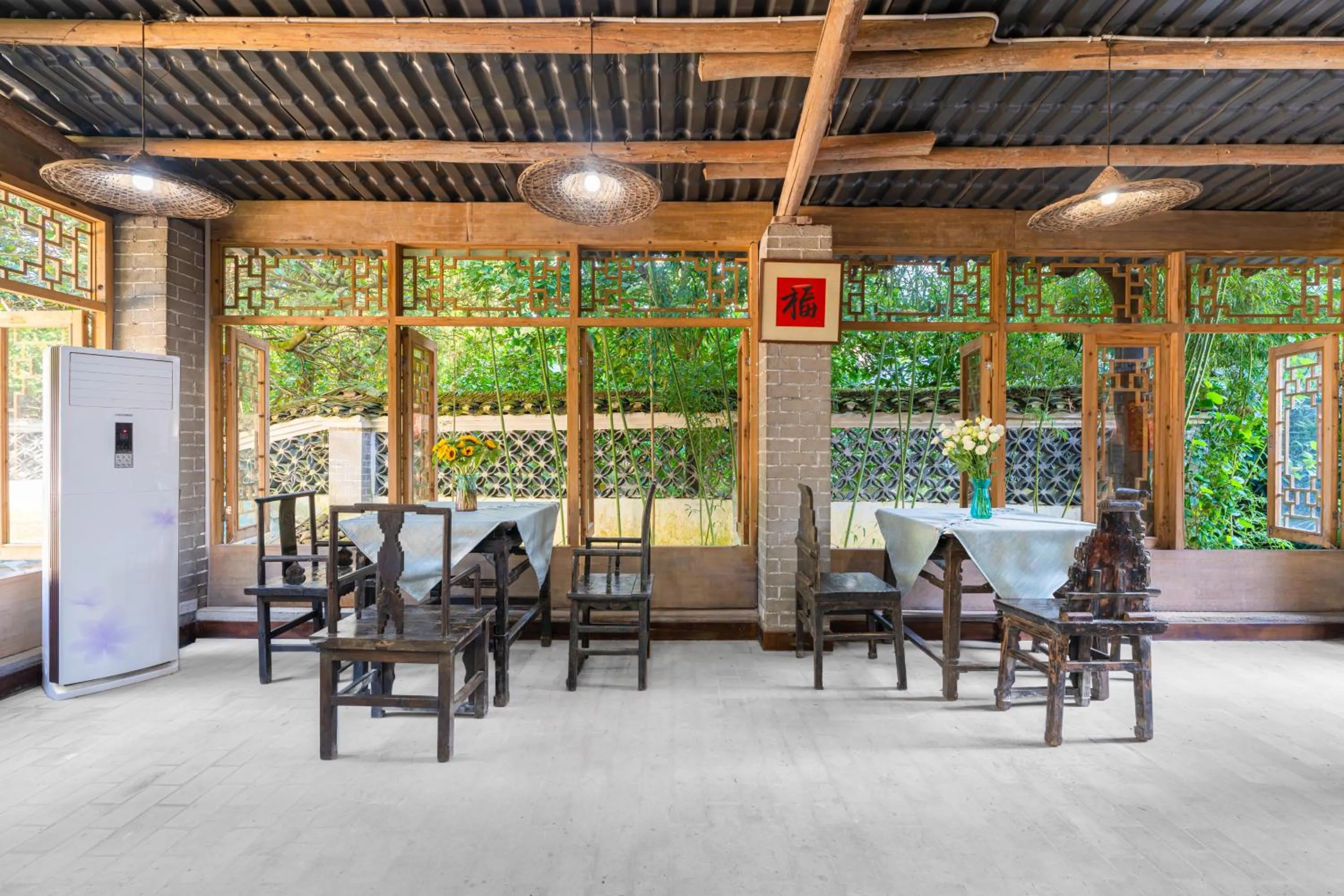 Restaurant/places to eat in Leisure Courtyard Hotel Yangshuo