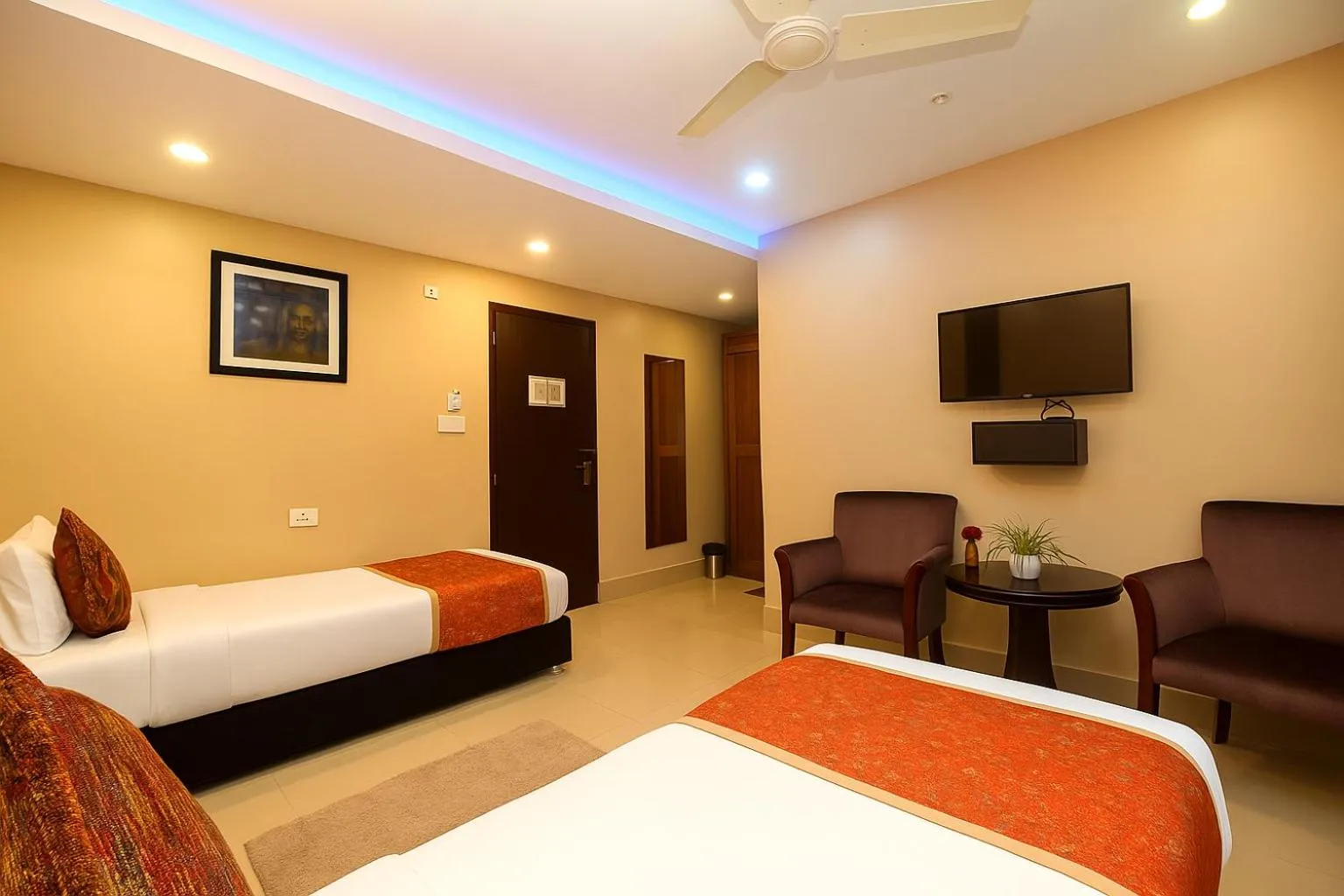 Bedroom, Bed in Central Courtyard Boutique Hotel