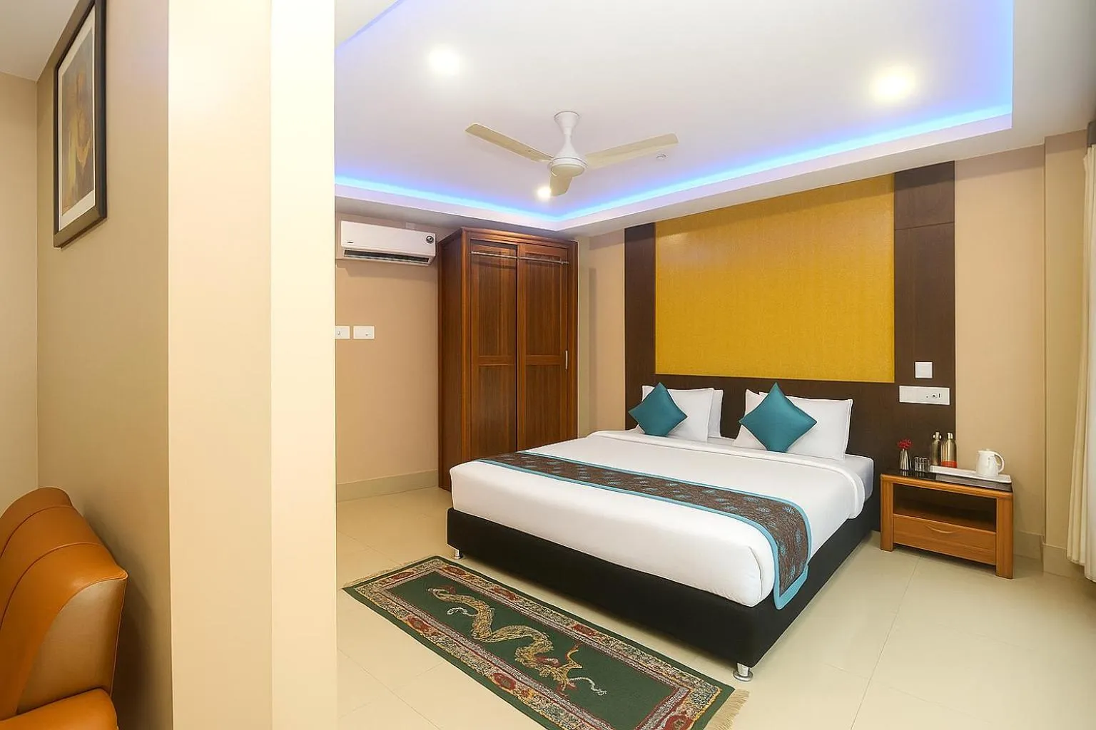 Bedroom, Bed in Central Courtyard Boutique Hotel