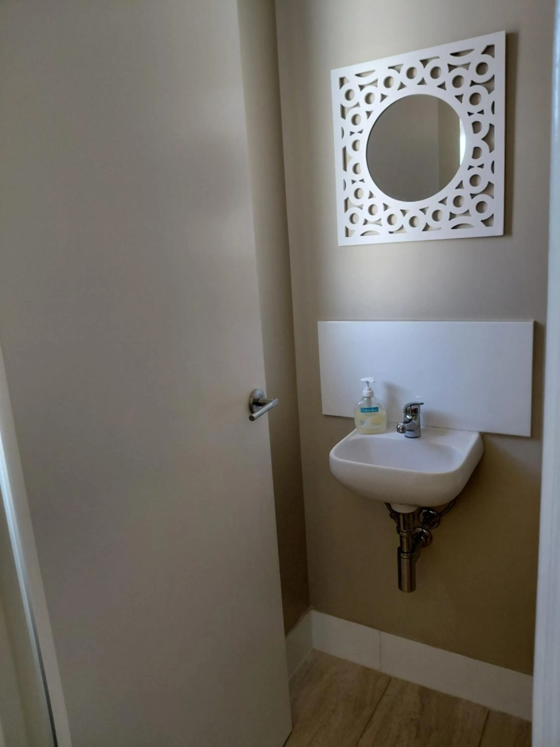 Toilet in Northwood Bed and Breakfast