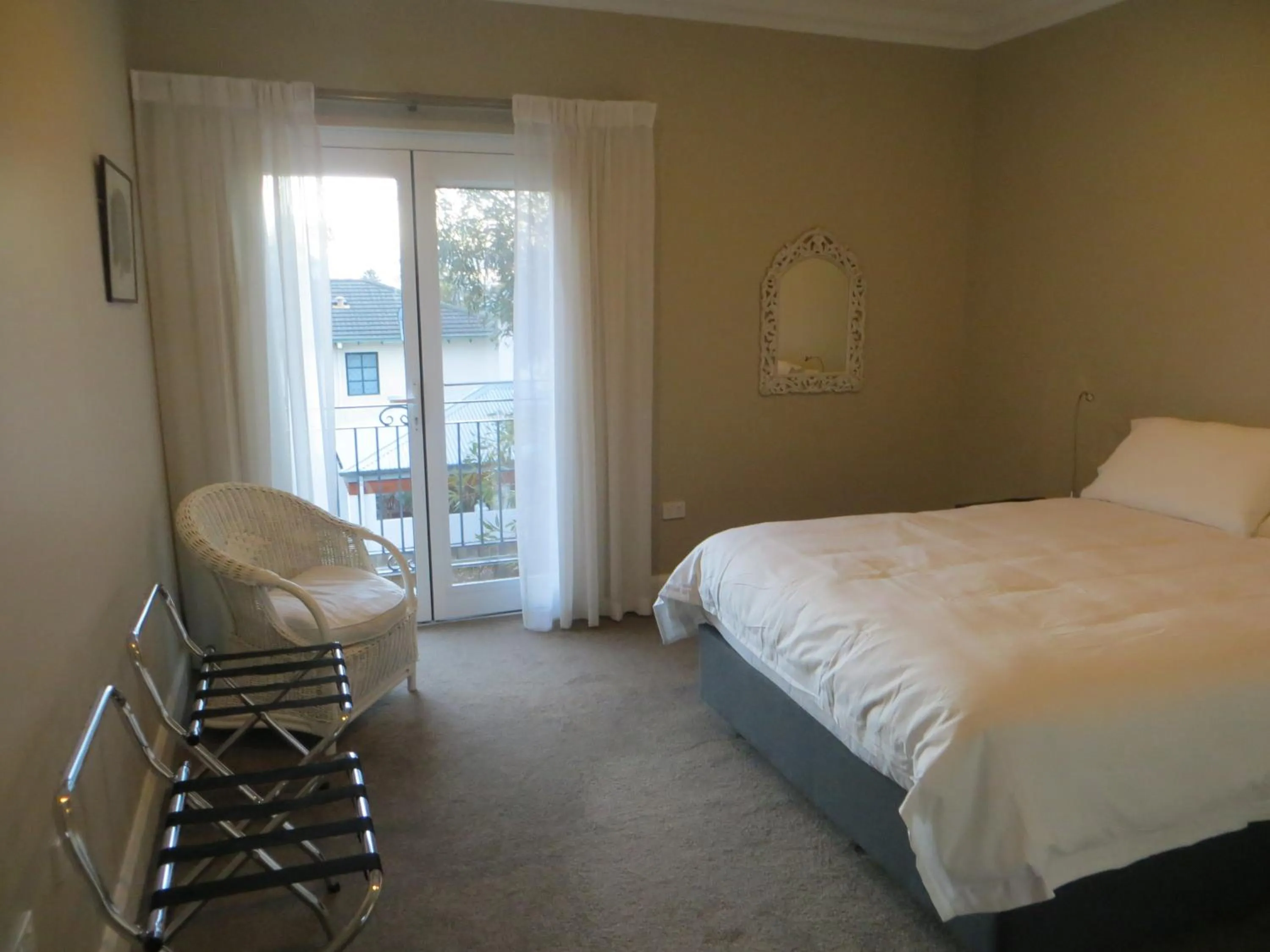 Photo of the whole room, Bed in Northwood Bed and Breakfast