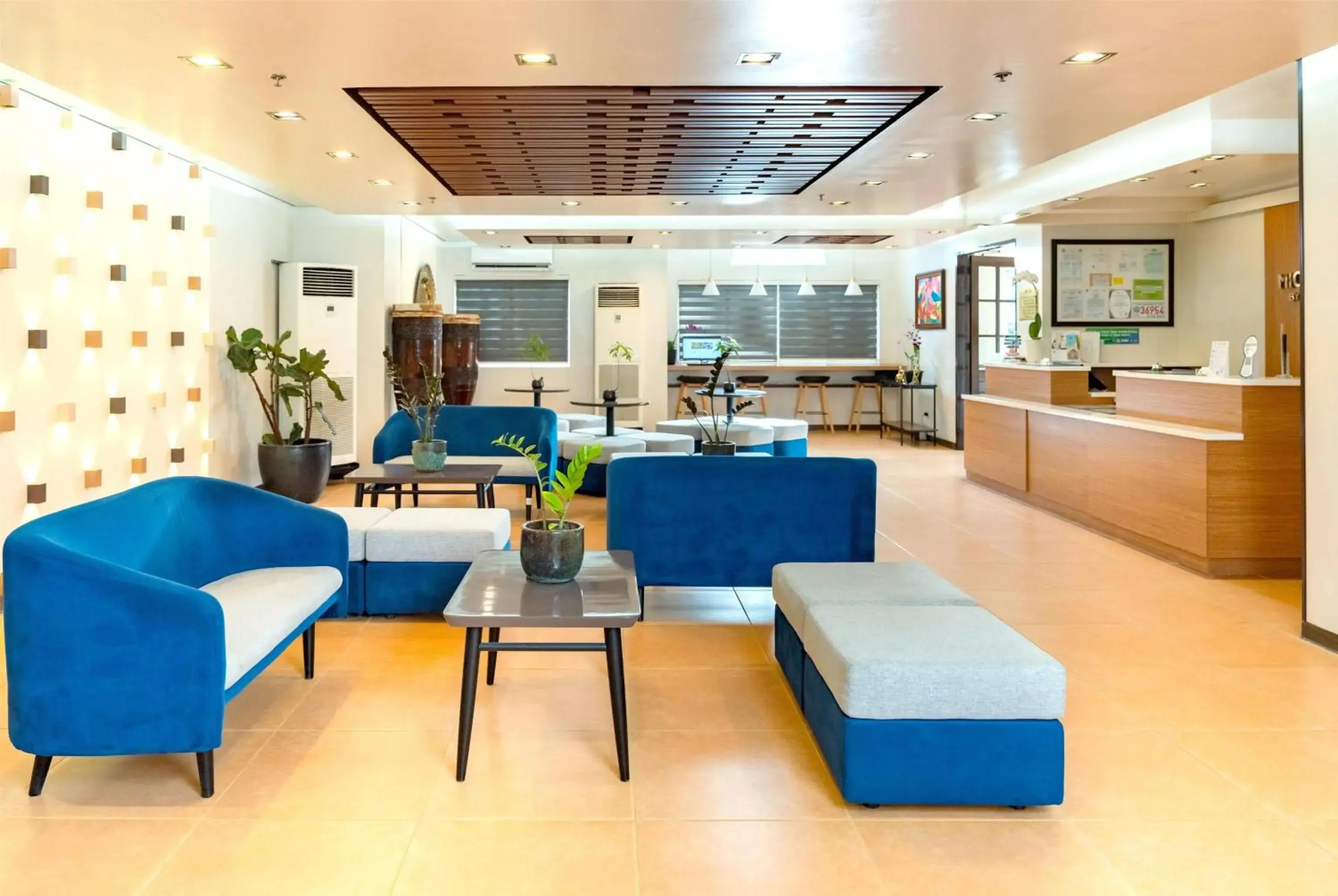 Lobby or reception in Microtel by Wyndham Davao Lobby or reception in Microtel by Wyndham Davao