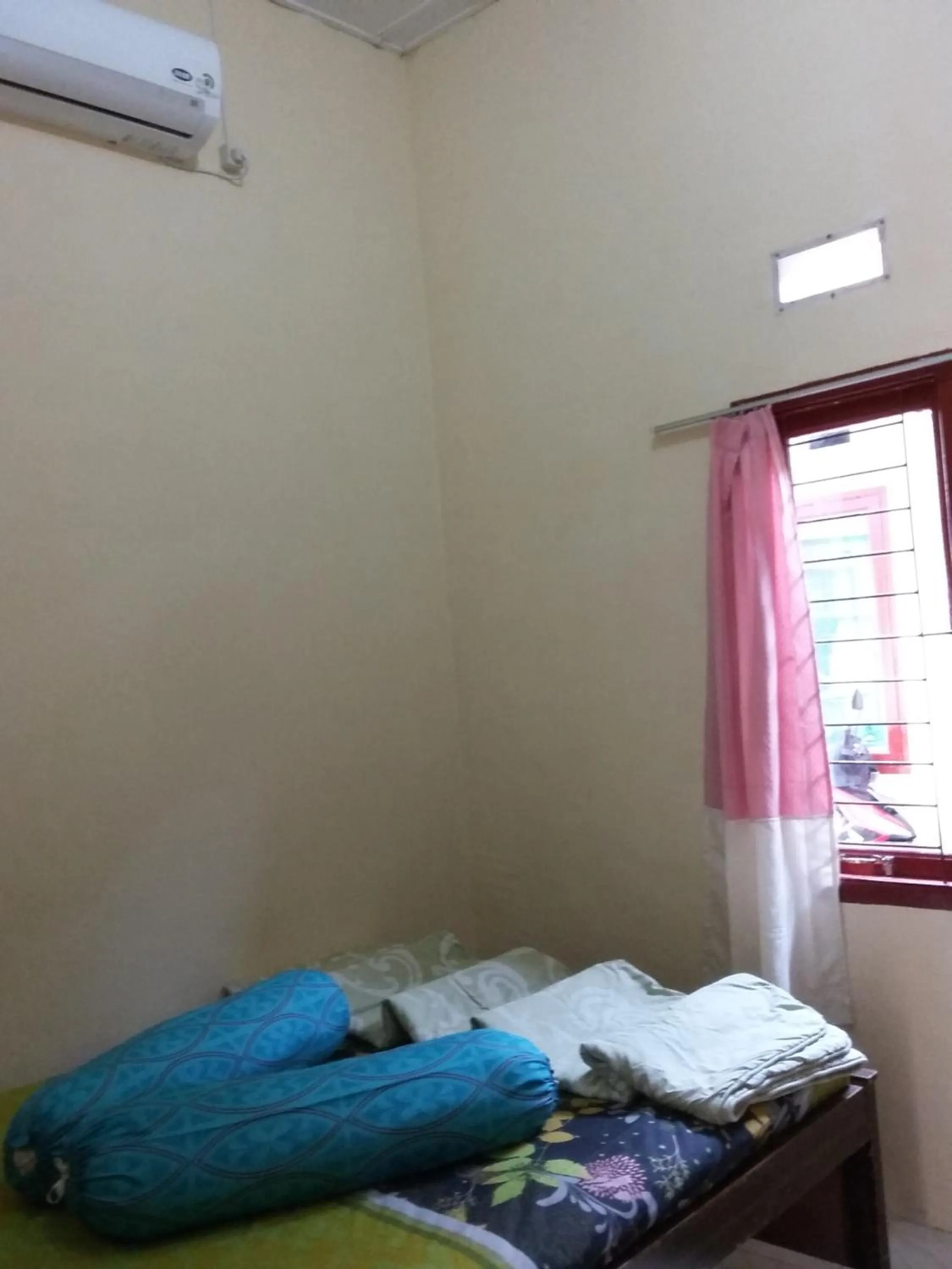 Bed in Rome Residence Sibolga Pandan