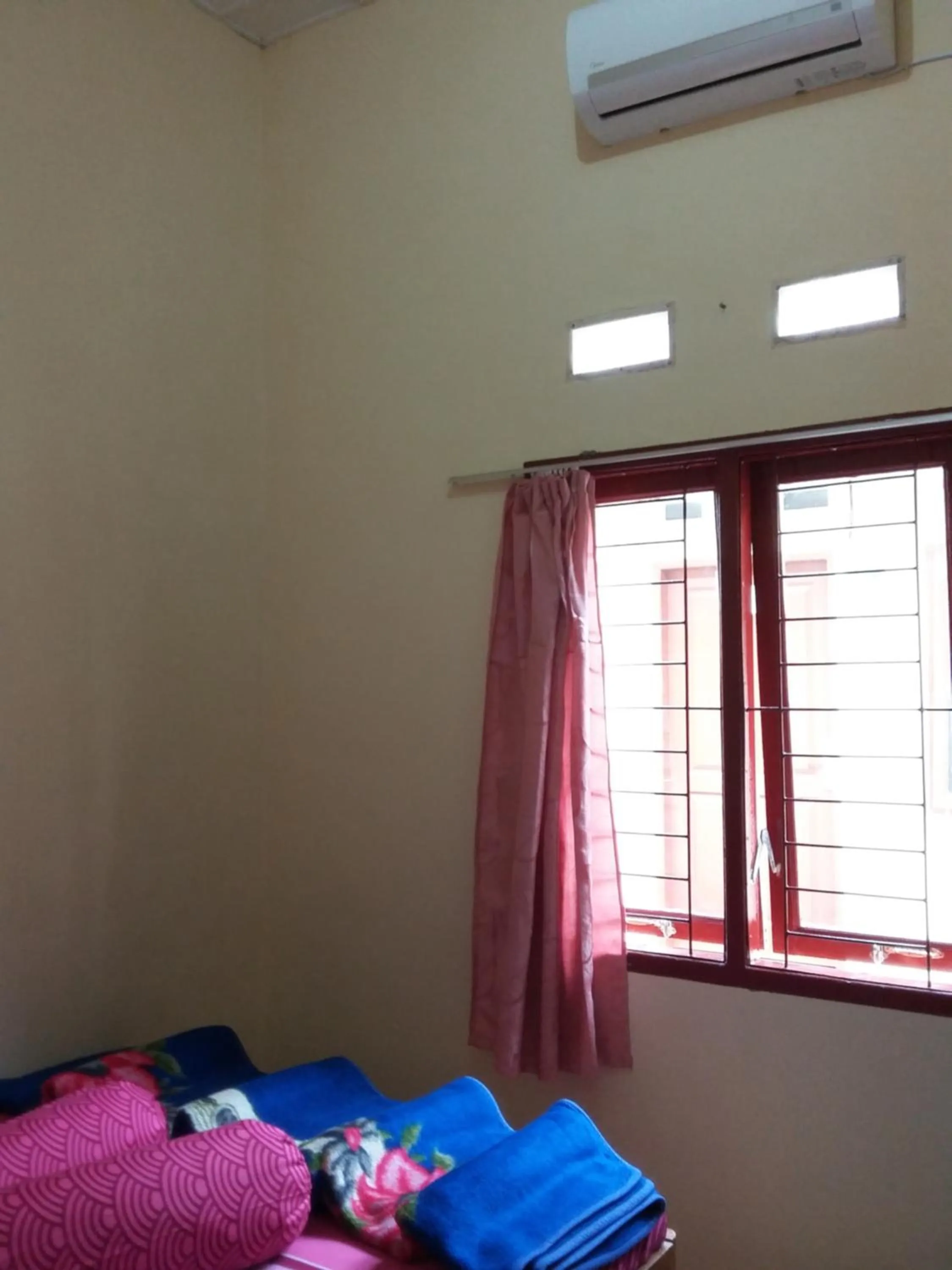 Bed in Rome Residence Sibolga Pandan