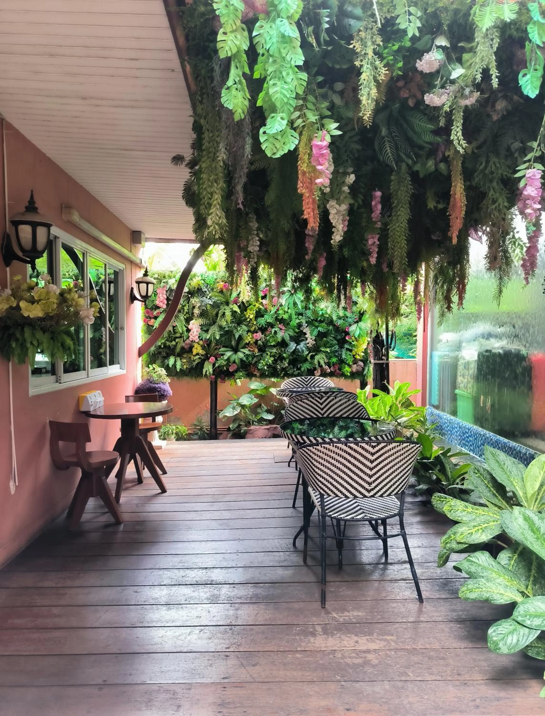 Seating area in Orchid Resort