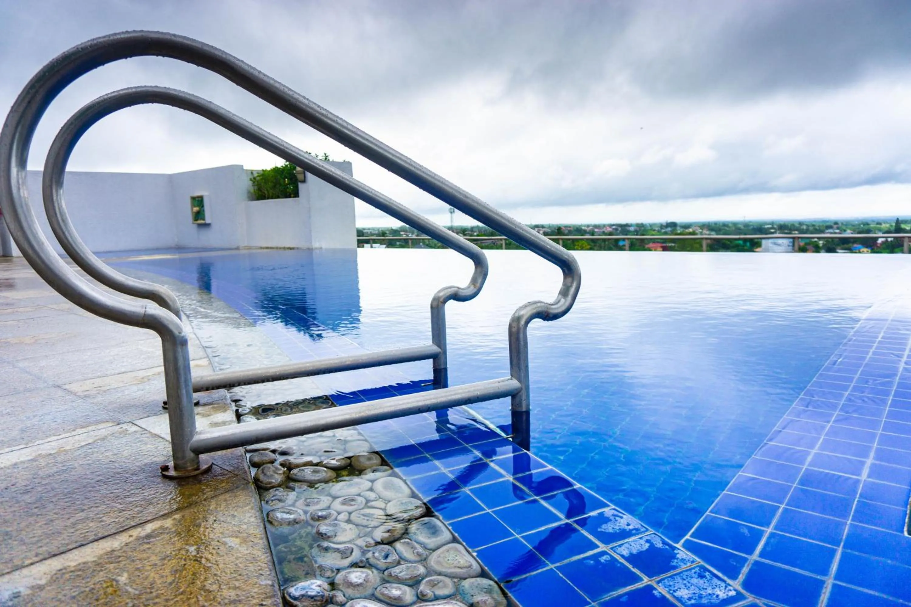 Day in One Tagaytay Place Hotel Suites OFFICIAL ACCOUNT