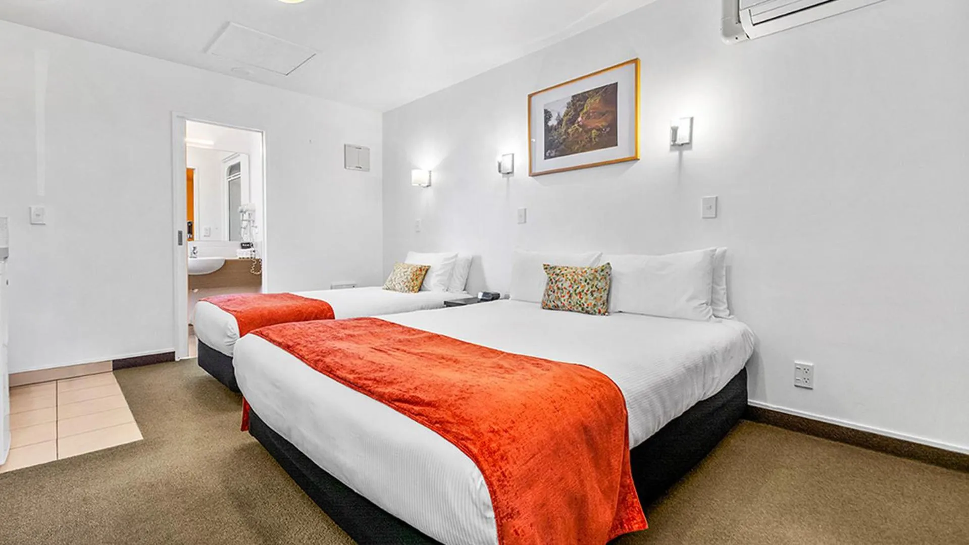 Bed in Bella Vista Motel Rotorua