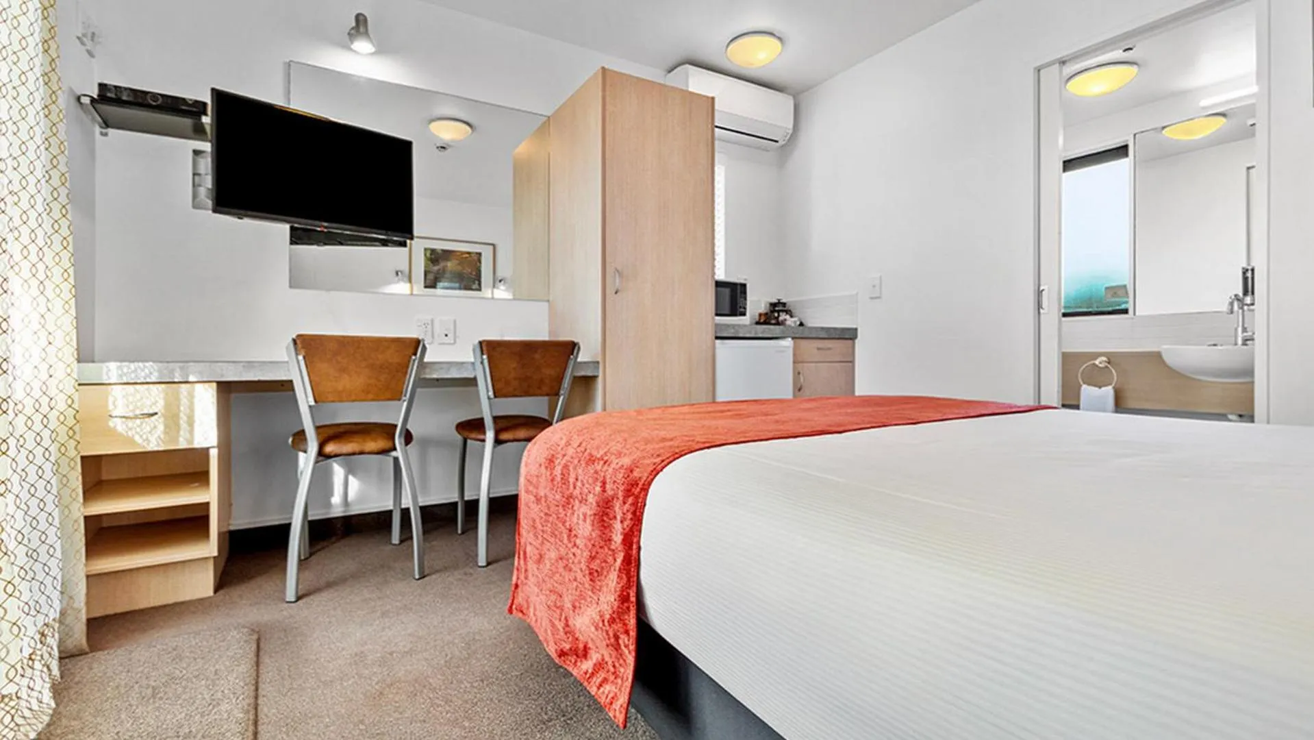 Bed in Bella Vista Motel Rotorua