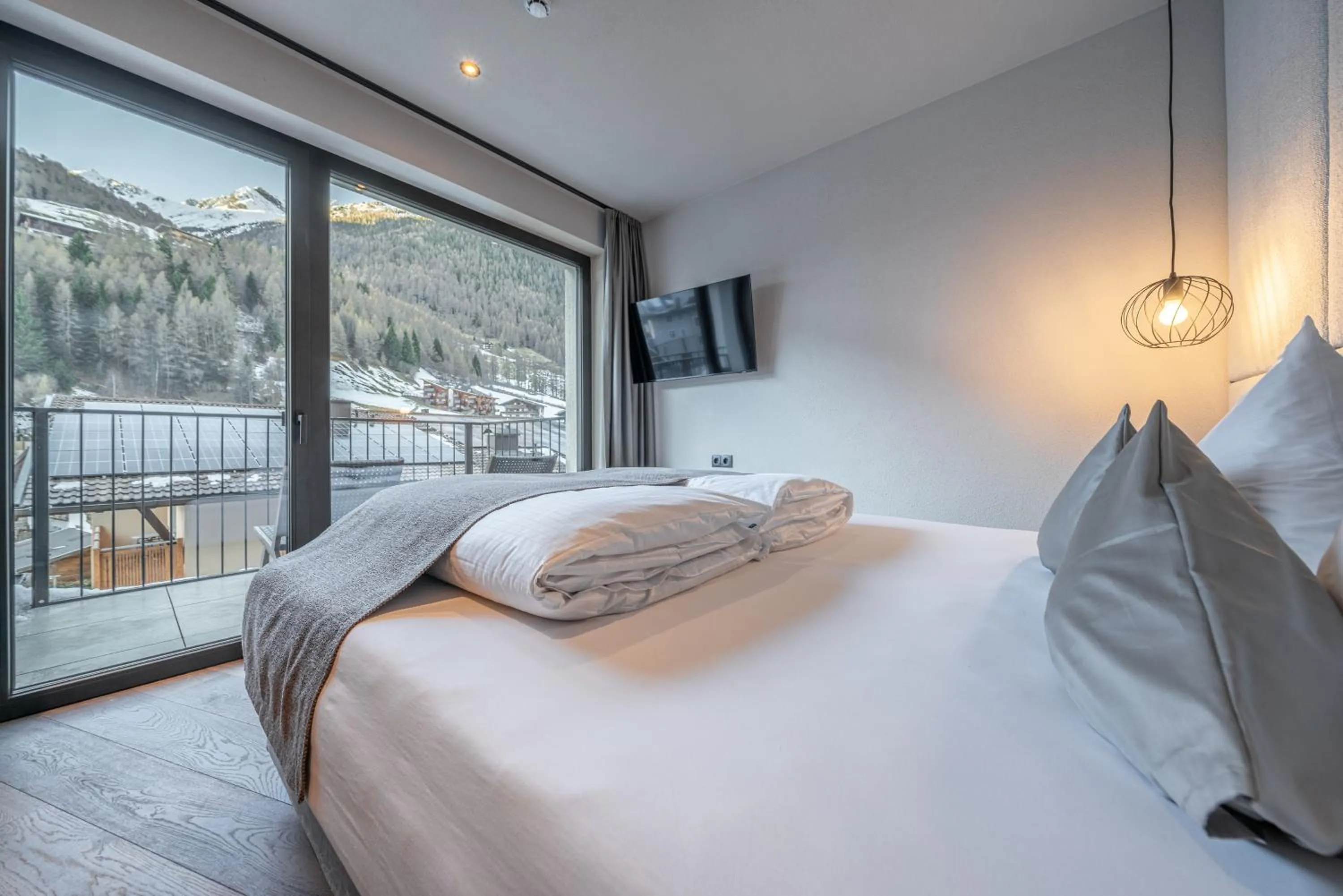 Photo of the whole room, Bed in Edelweiss echt-charmant