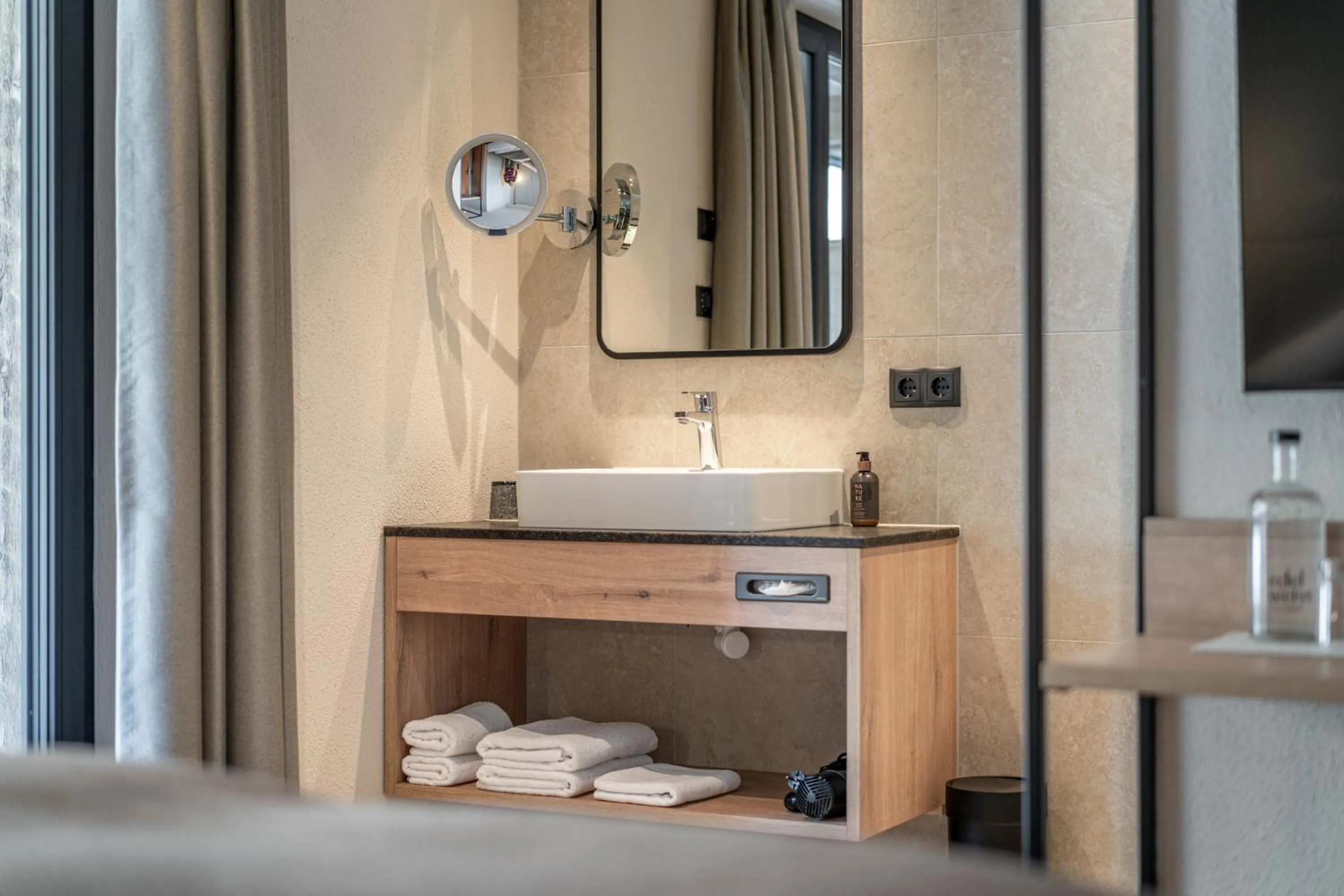 Bathroom, Bed in Edelweiss echt-charmant