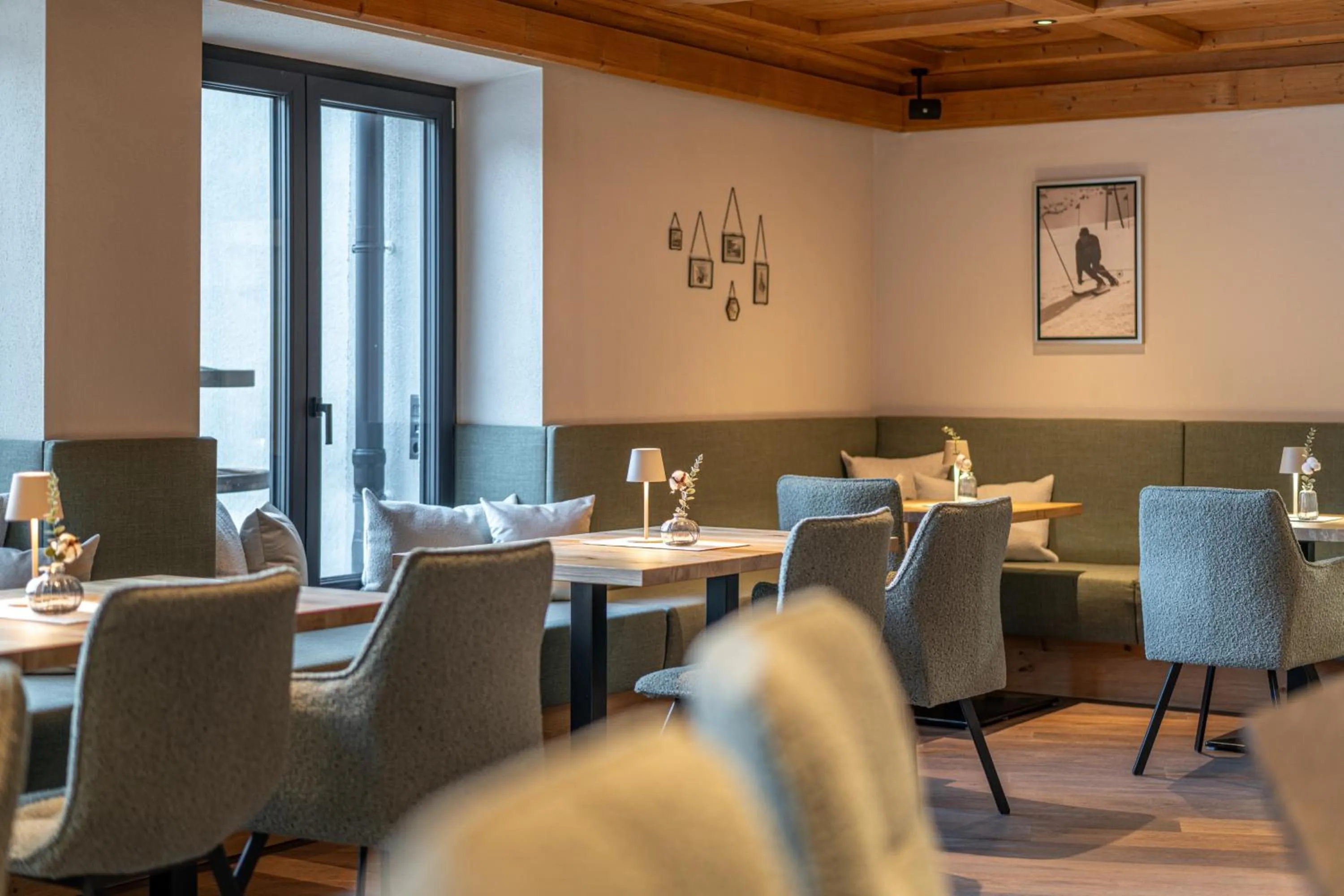 Lounge or bar in Edelweiss echt-charmant