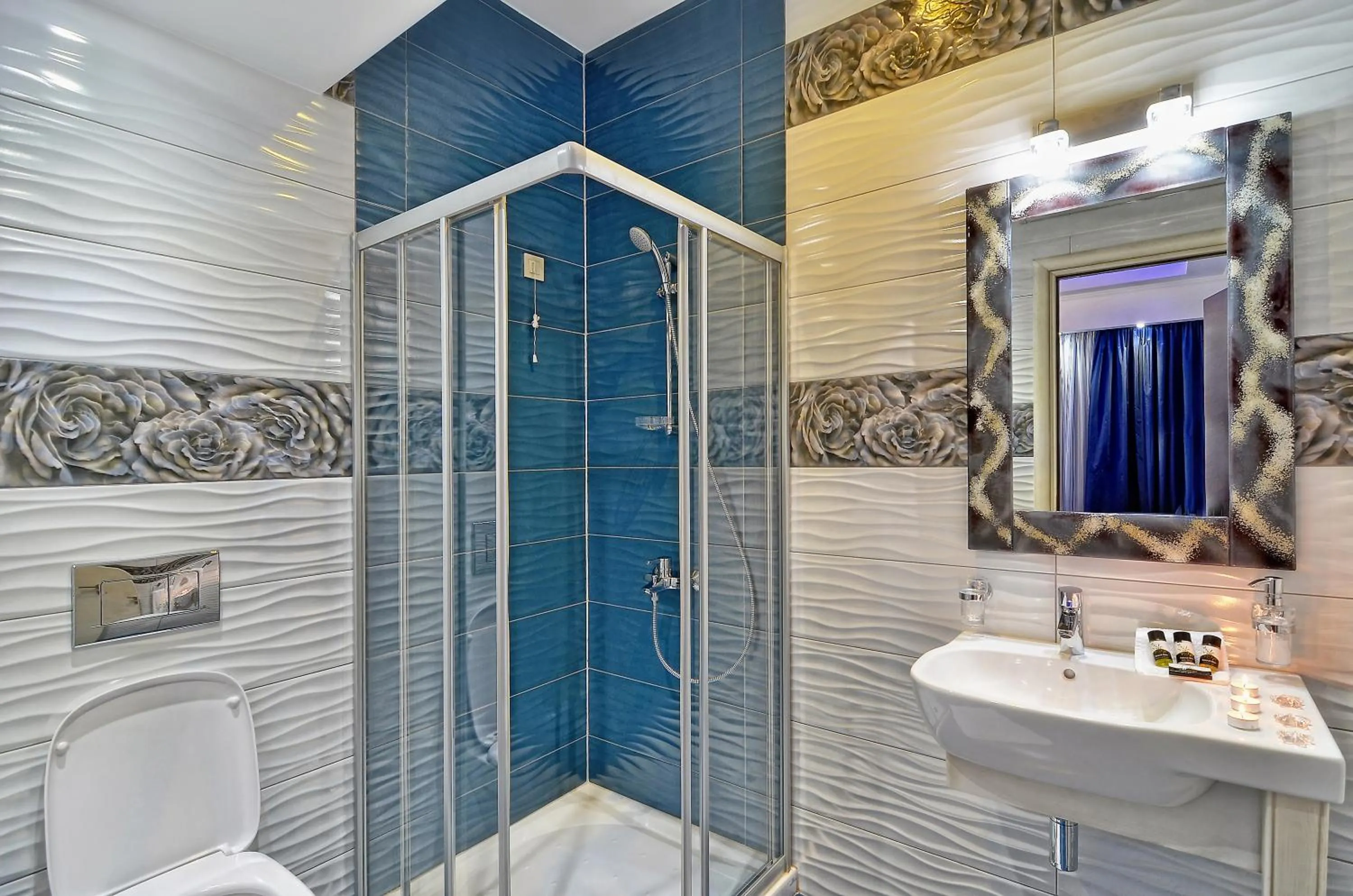 Shower in Hotel Parga Princess