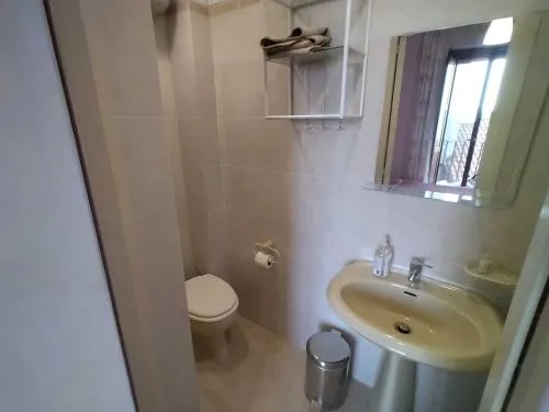 afra Bed & Breakfast