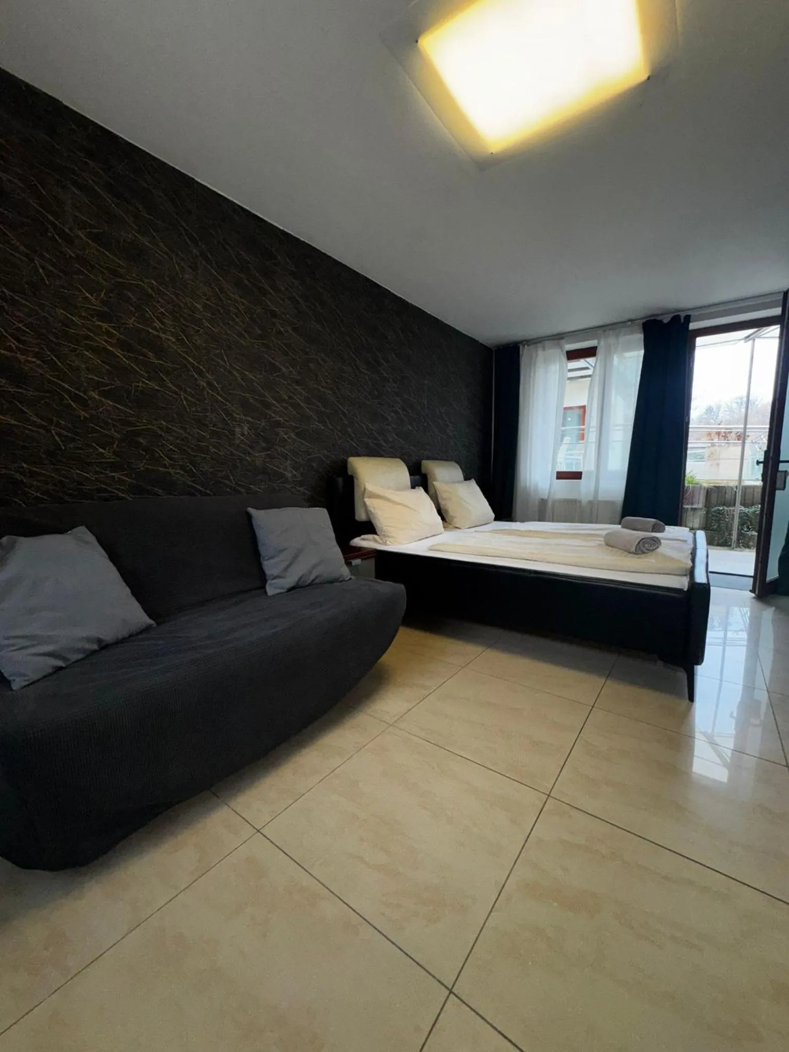 Photo of the whole room, Bed in Hotel Scheunenwerk - Nürnberg Nord