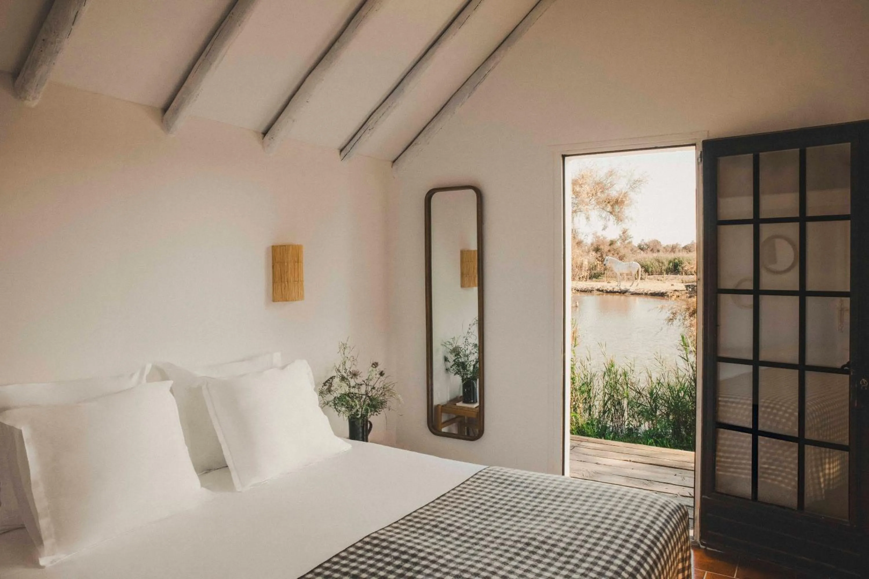 Bedroom, Bed in Les Bains Gardians