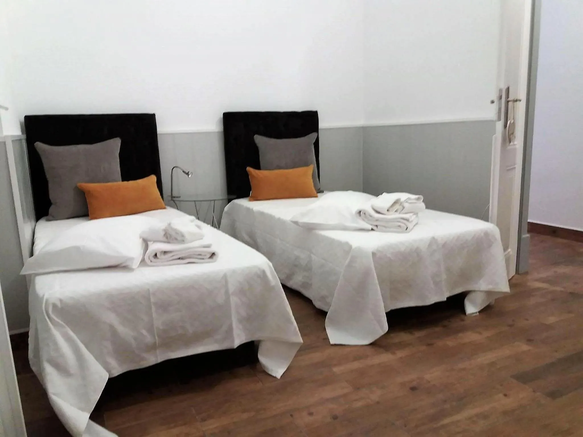 Decorative detail, Bed in Faro Cosy Guesthouse