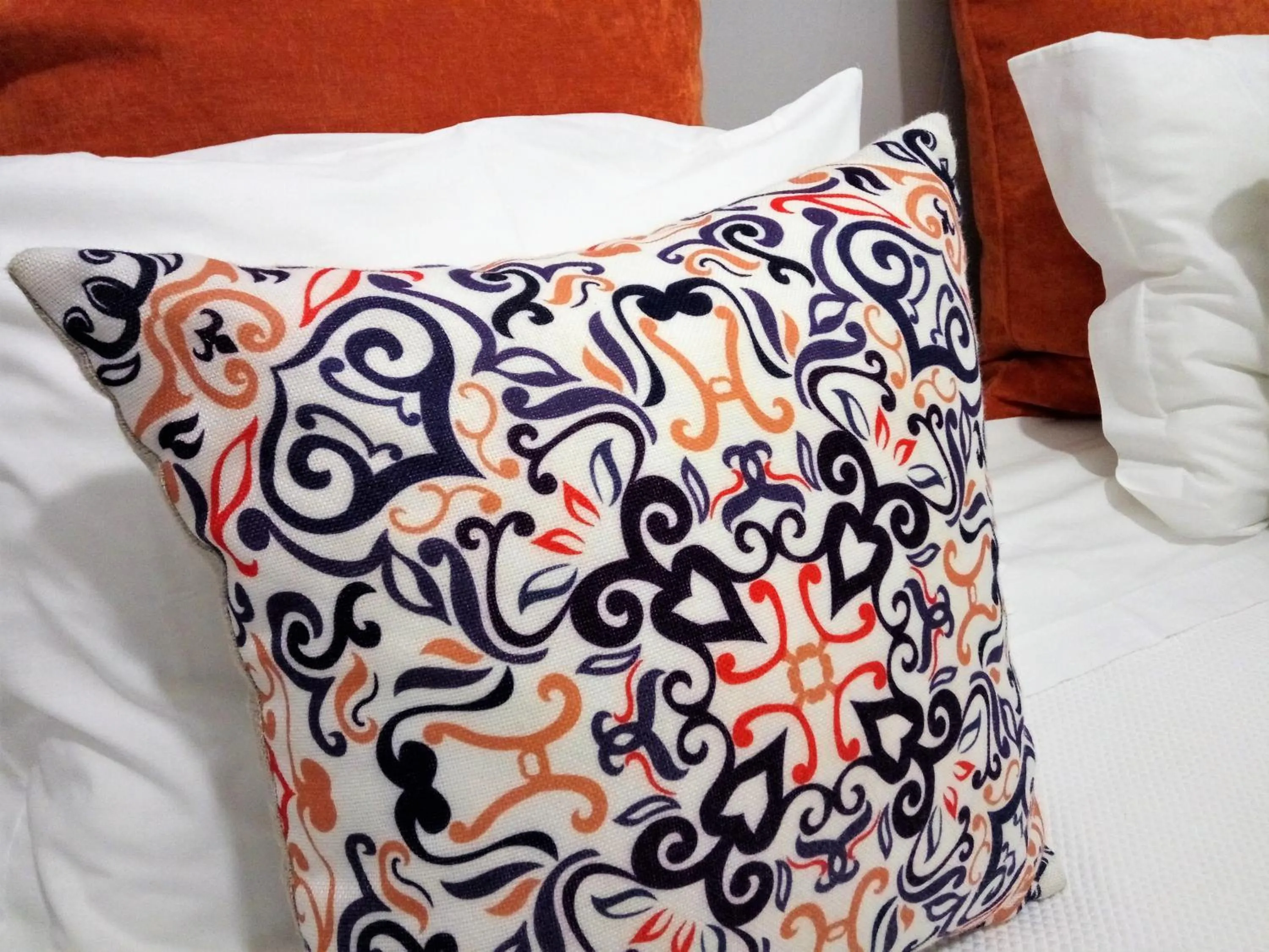 Decorative detail, Bed in Faro Cosy Guesthouse