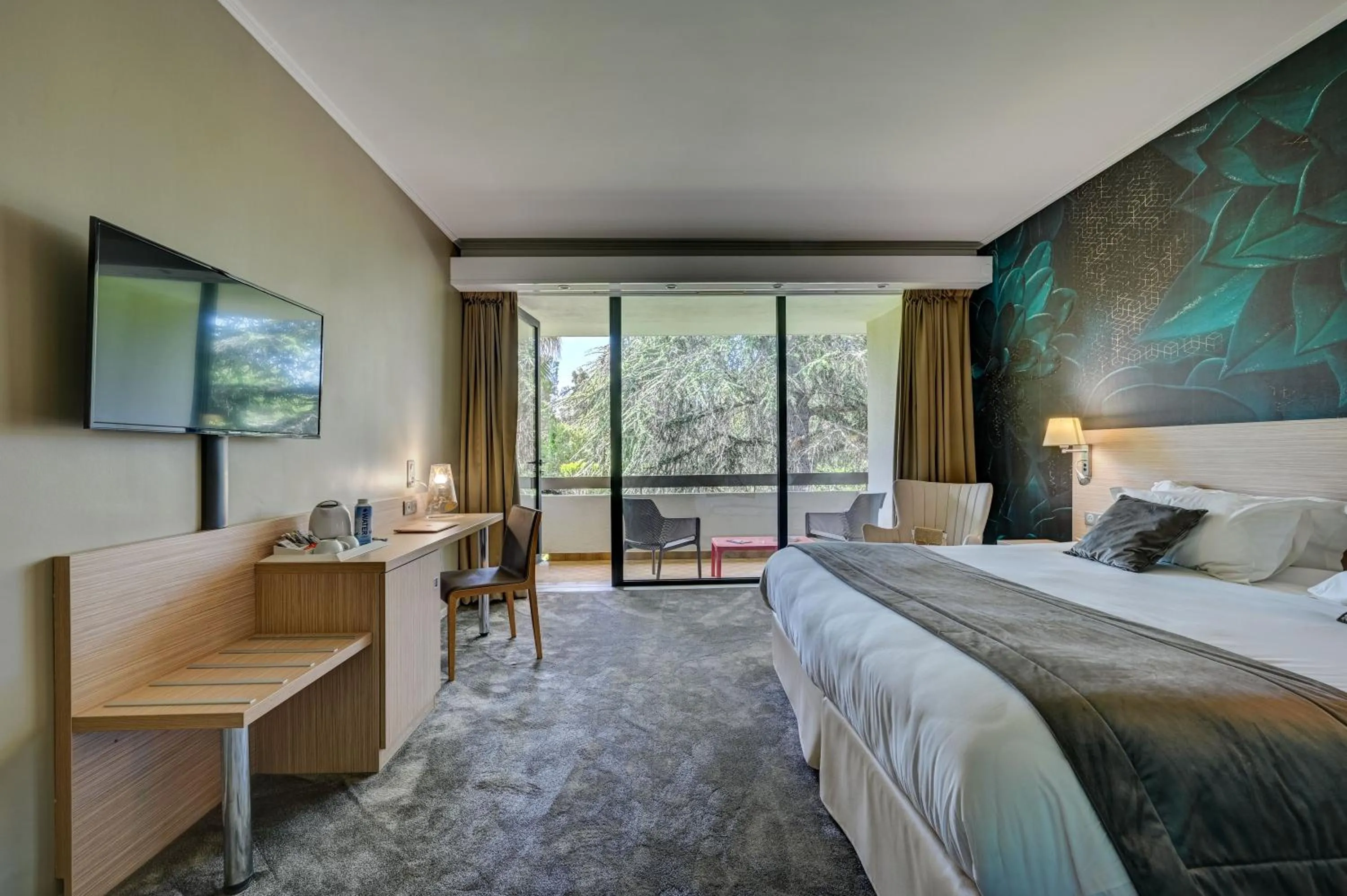 Photo of the whole room, Bed in Best Western Sévan Parc Hôtel