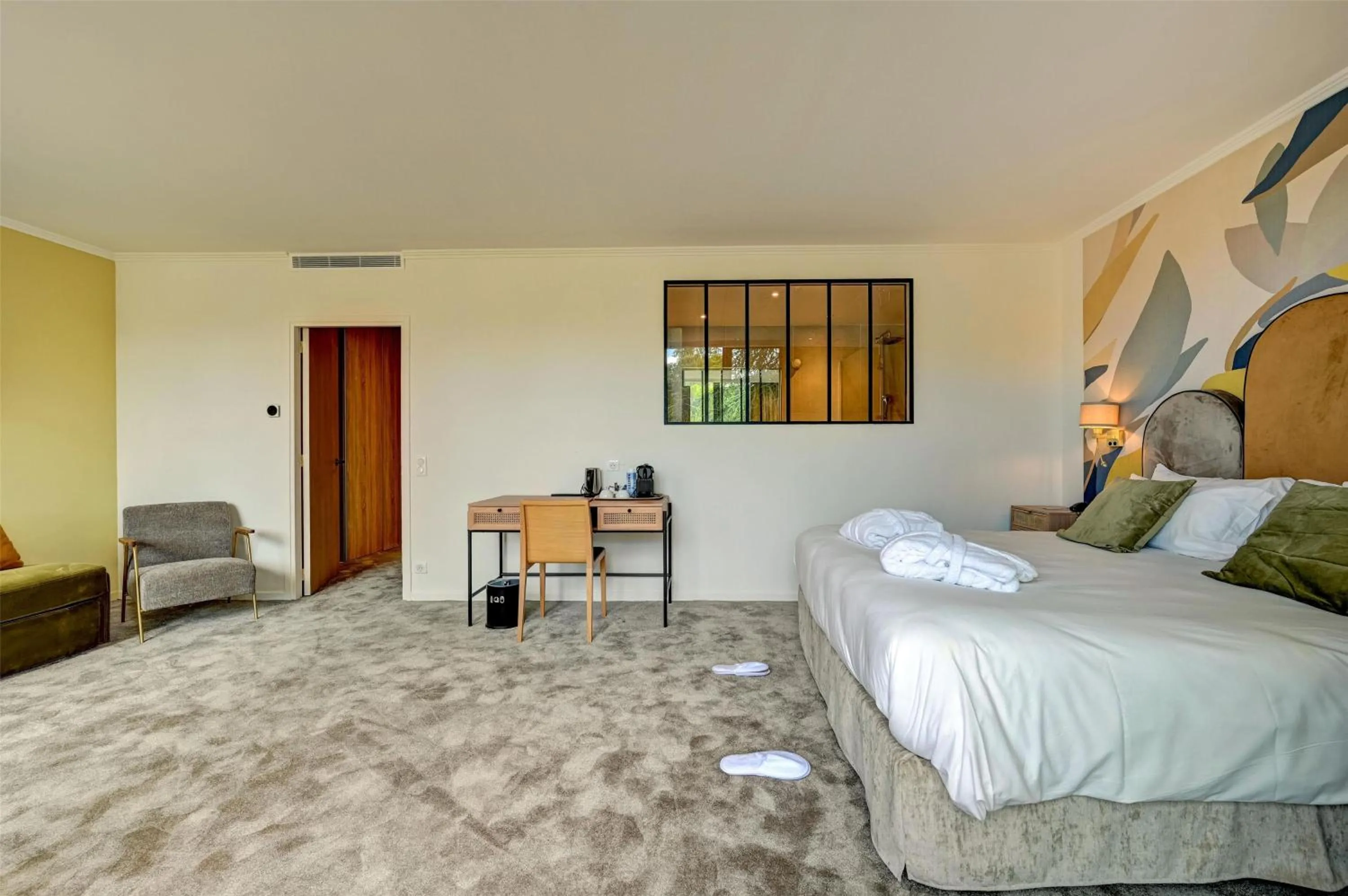 Bedroom, Bed in Best Western Sévan Parc Hôtel