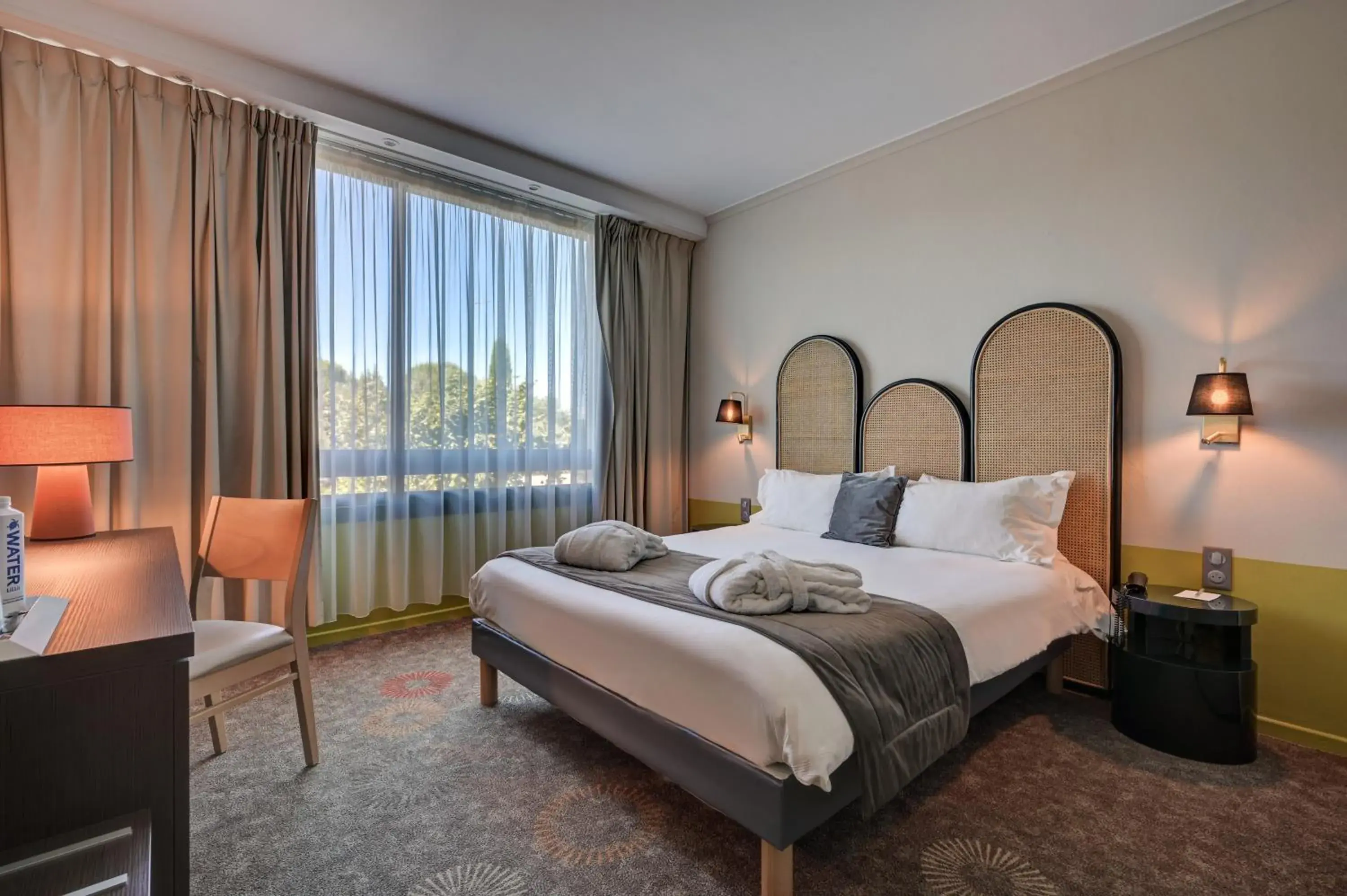 Bed in Best Western Sévan Parc Hôtel Bed in Best Western Sévan Parc Hôtel