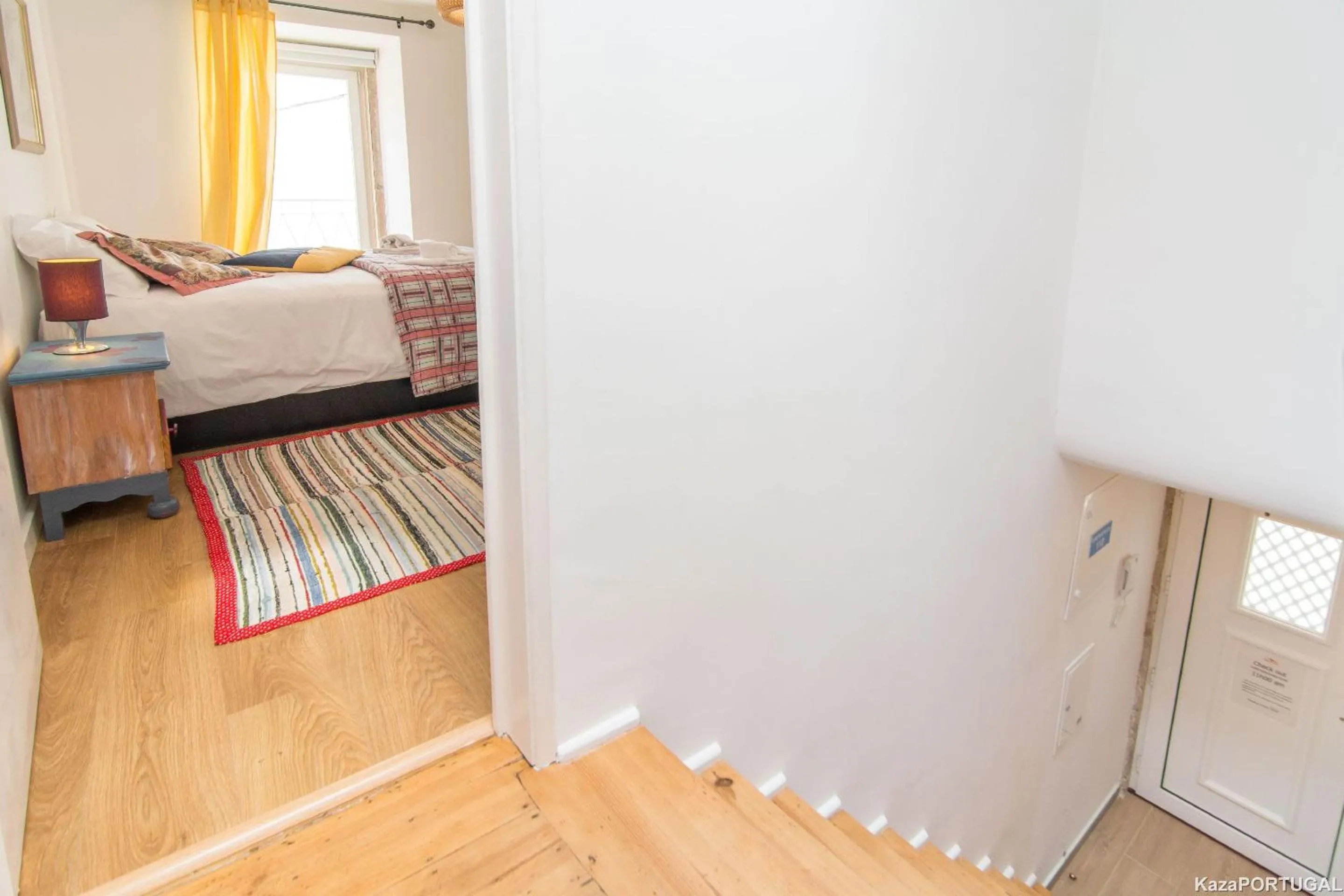 Bedroom, Bed in Gomes Freire Delight