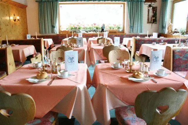 Restaurant/places to eat in Gasthof Geierwallihof Klotz Konrad KEG