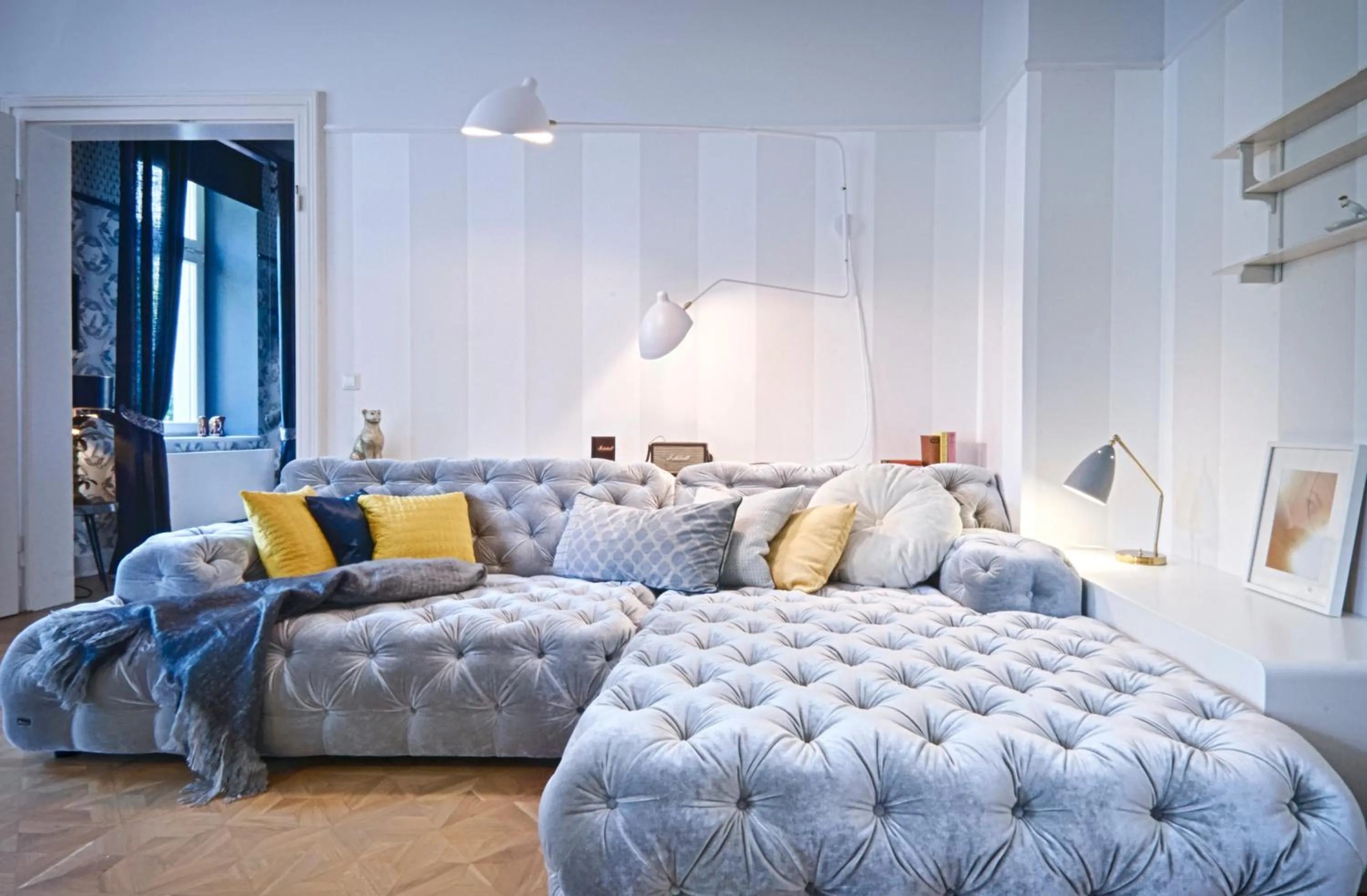 Decorative detail, Bed in Cora Apartments