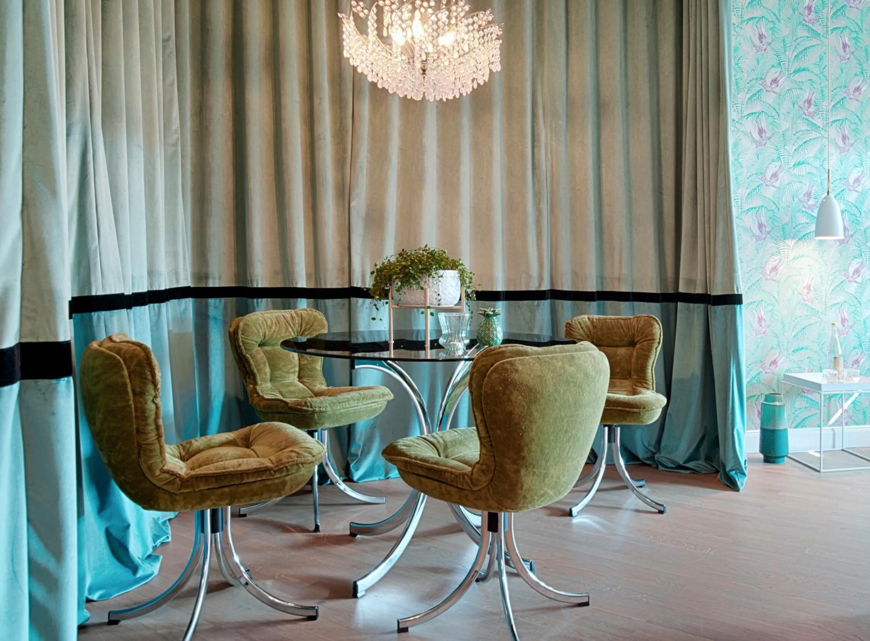 Decorative detail in Cora Apartments