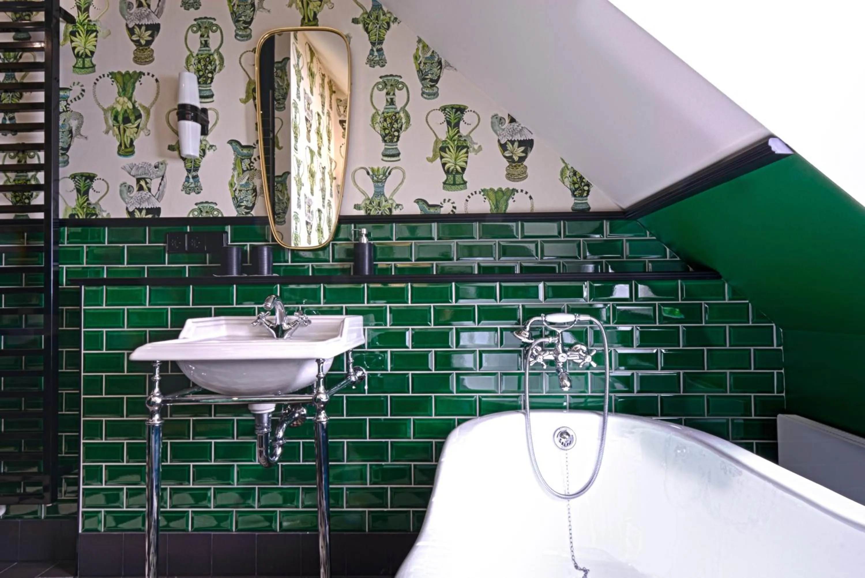 Bathroom in Cora Apartments