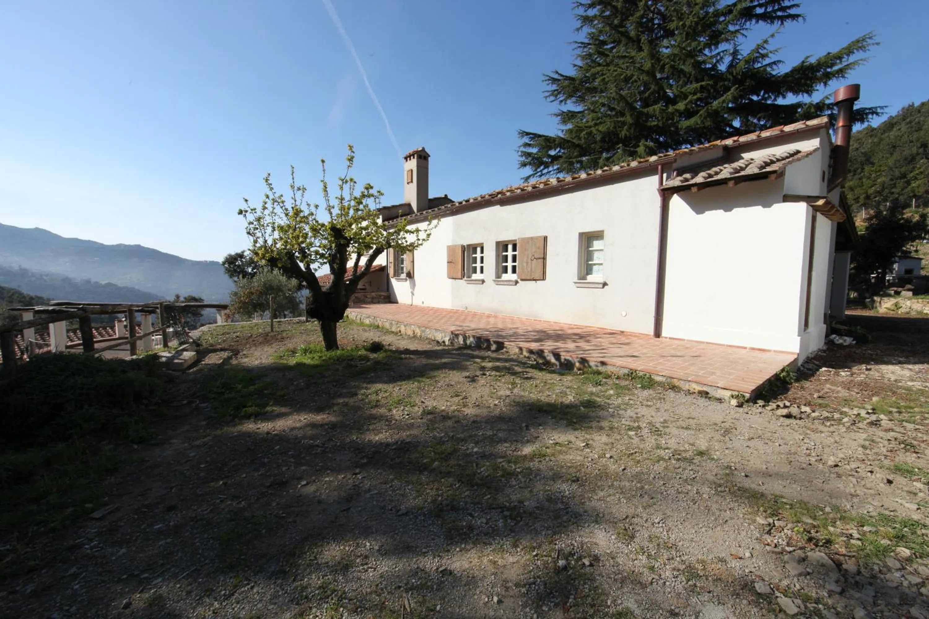 Property building in Fonte di Zeno