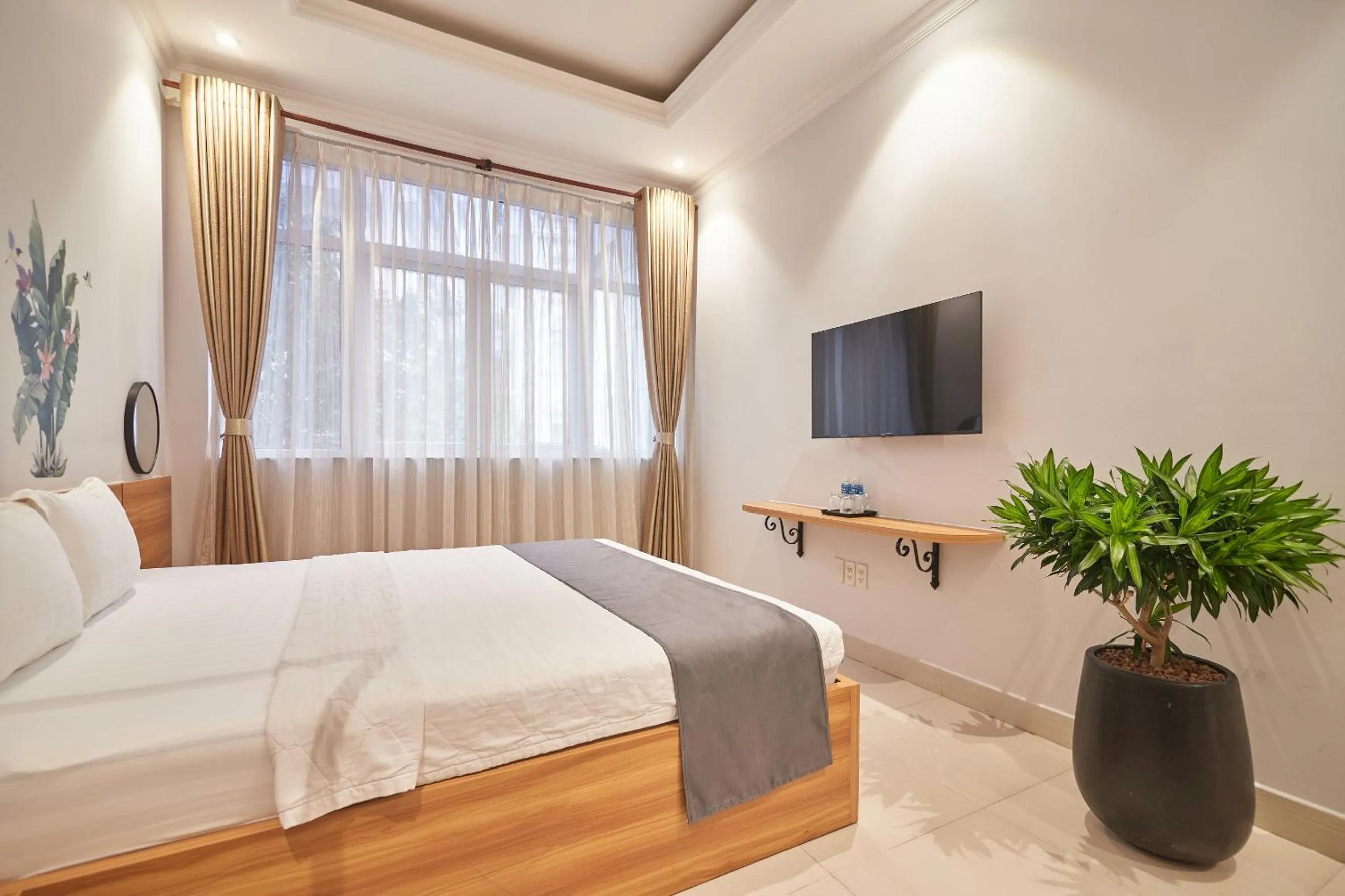 Bedroom, Bed in Bin Bin Hotel 2 - Near Him Lam D7